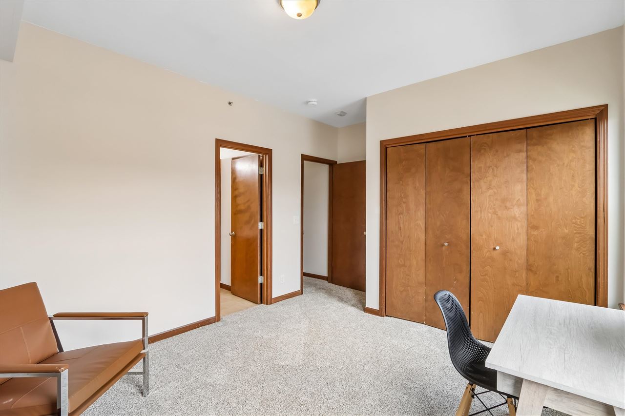 1010 Rachael St Unit: No. 204