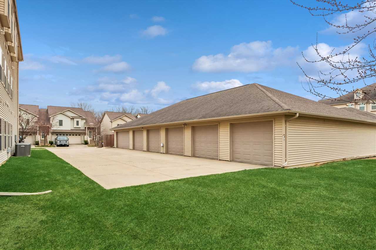 1010 Rachael St Unit: No. 204