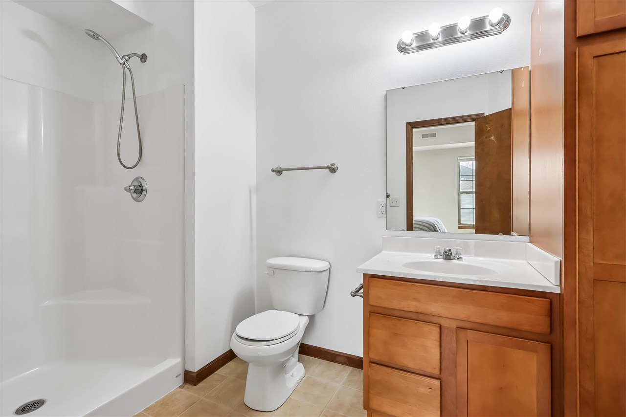 1010 Rachael St Unit: No. 204