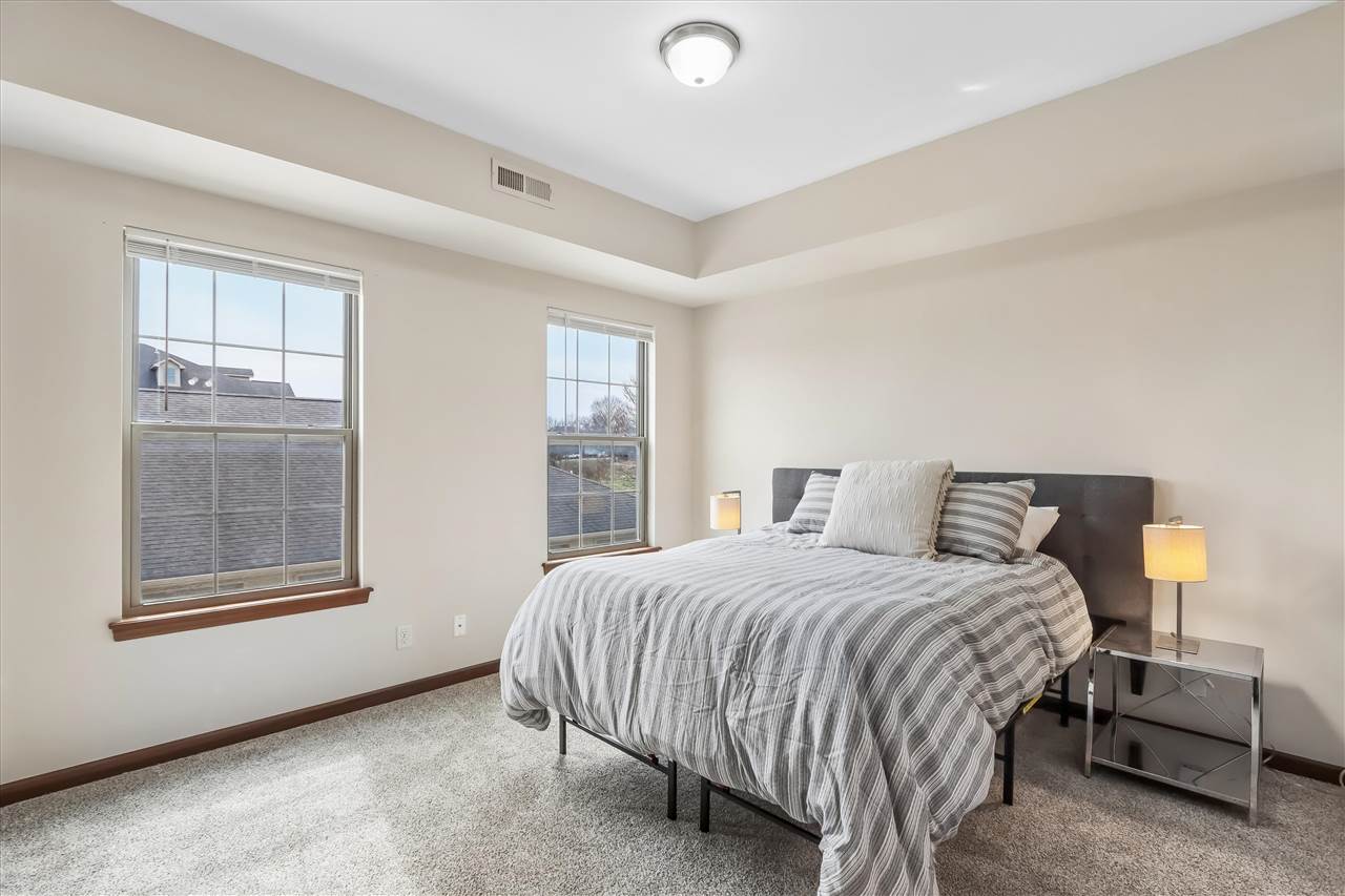 1010 Rachael St Unit: No. 204