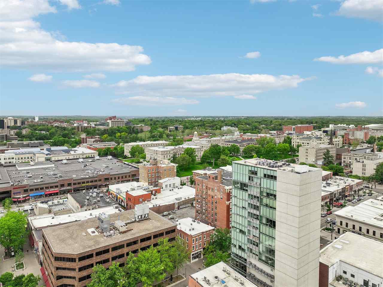 201 E Washington St Unit: No. 1102