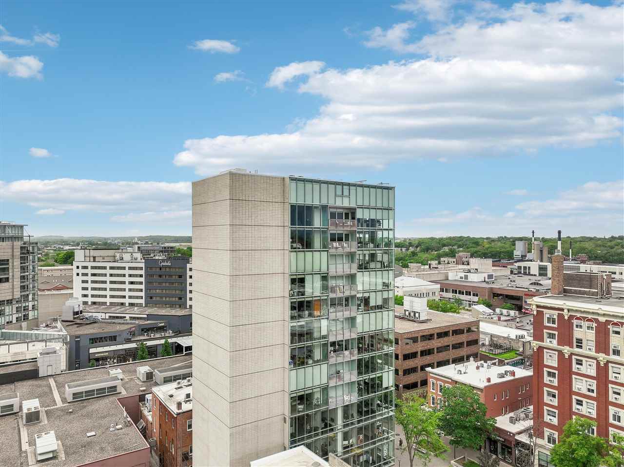 201 E Washington St Unit: No. 1102