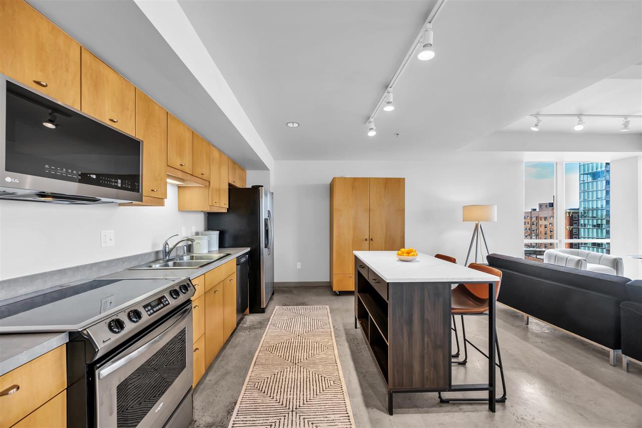 221 E College St Unit: 801