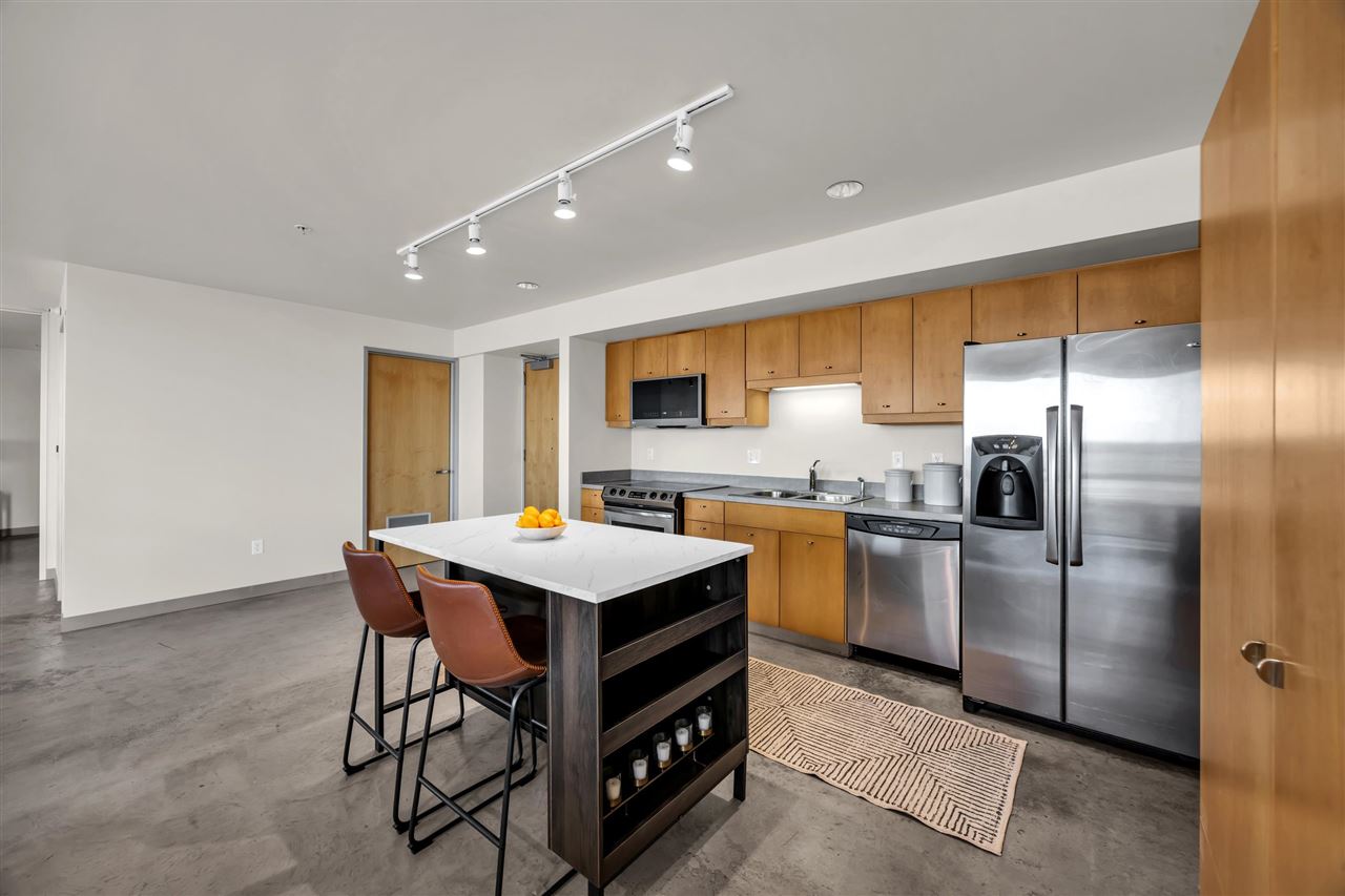 221 E College St Unit: 801