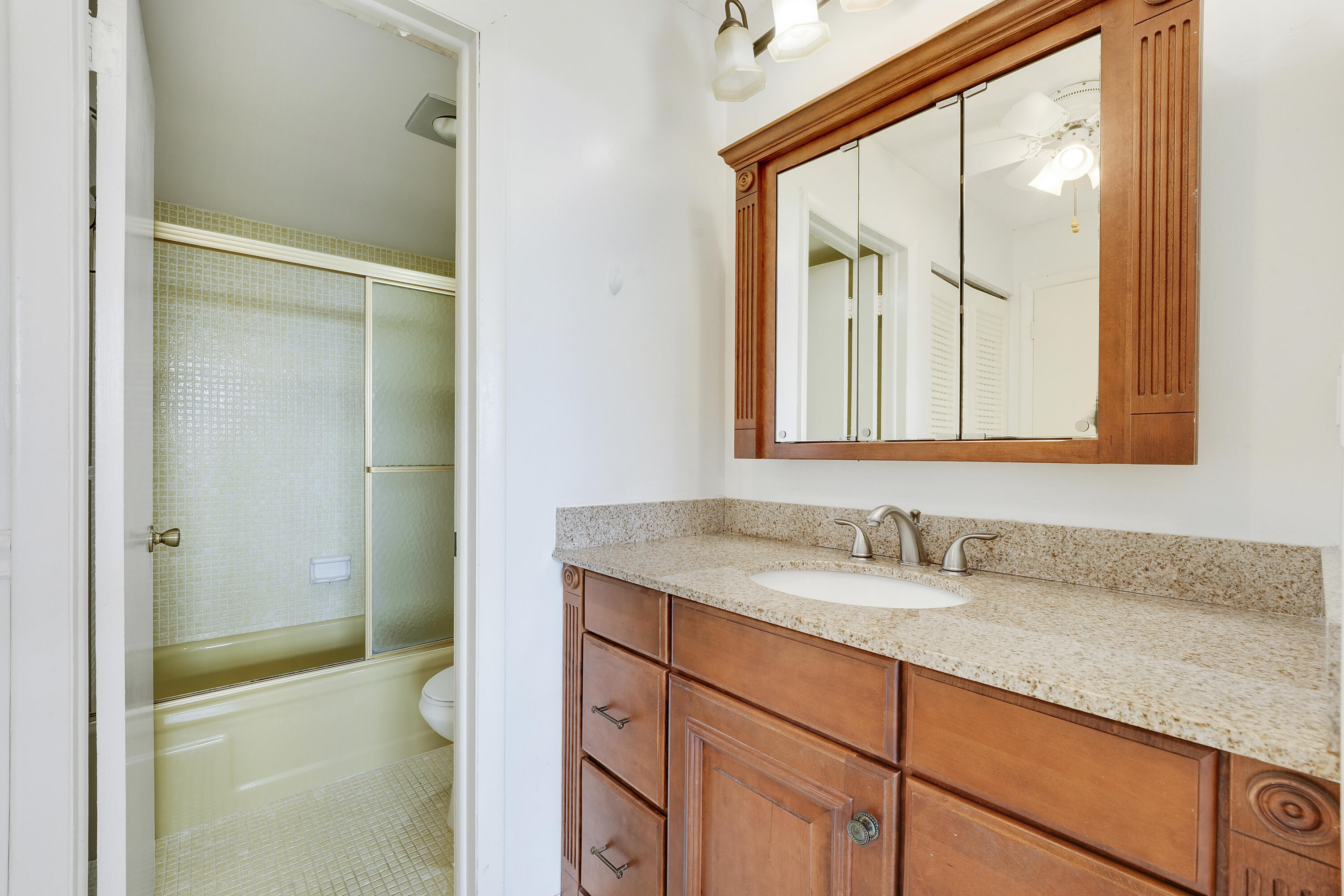 6161 NW 2nd Avenue 520