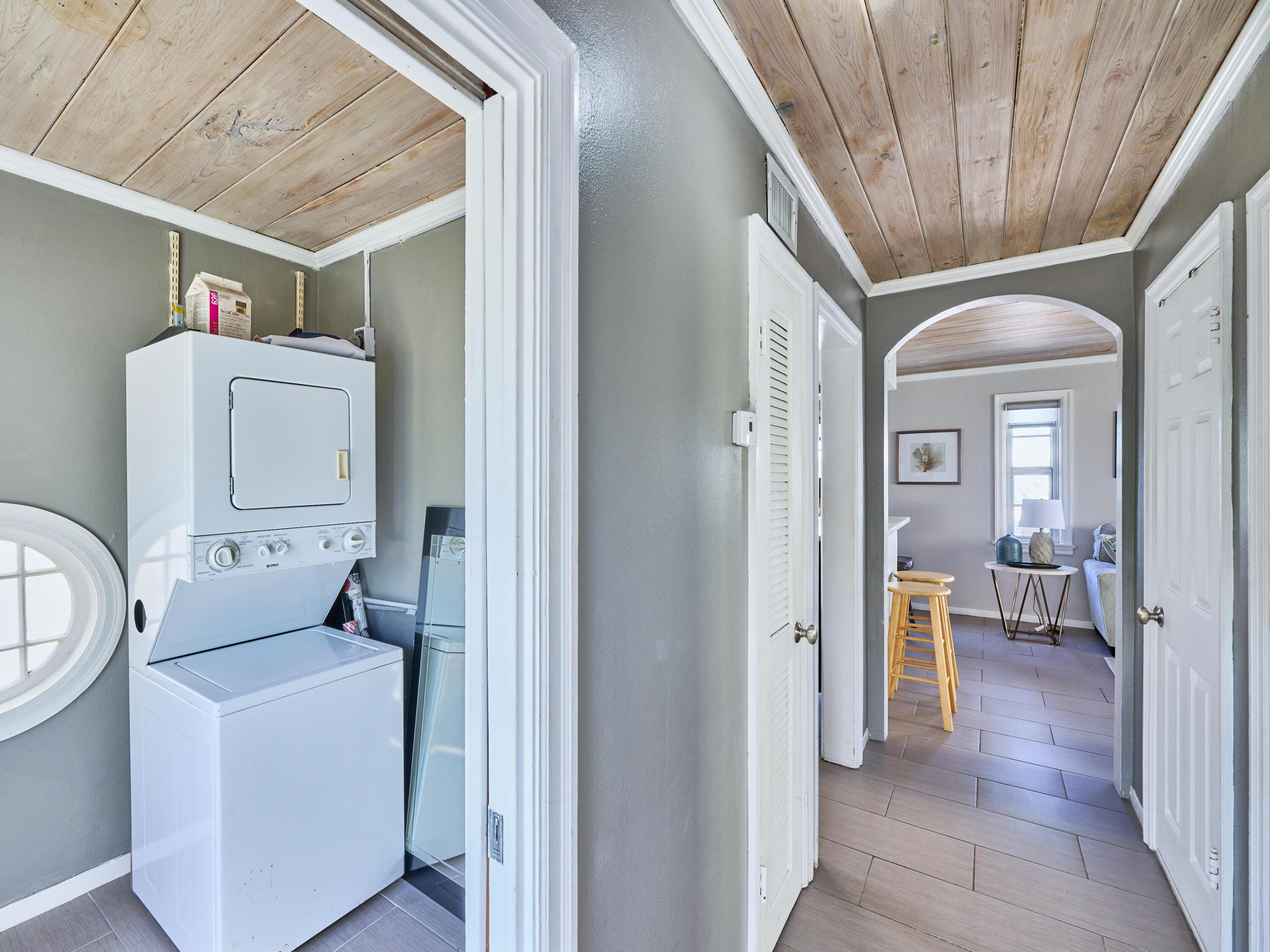 1214 E Atlantic Avenue E 1