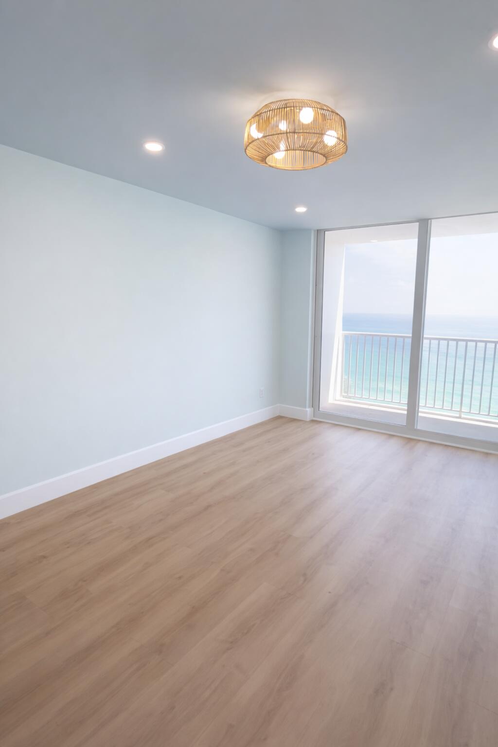 400 N Surf Road 1105