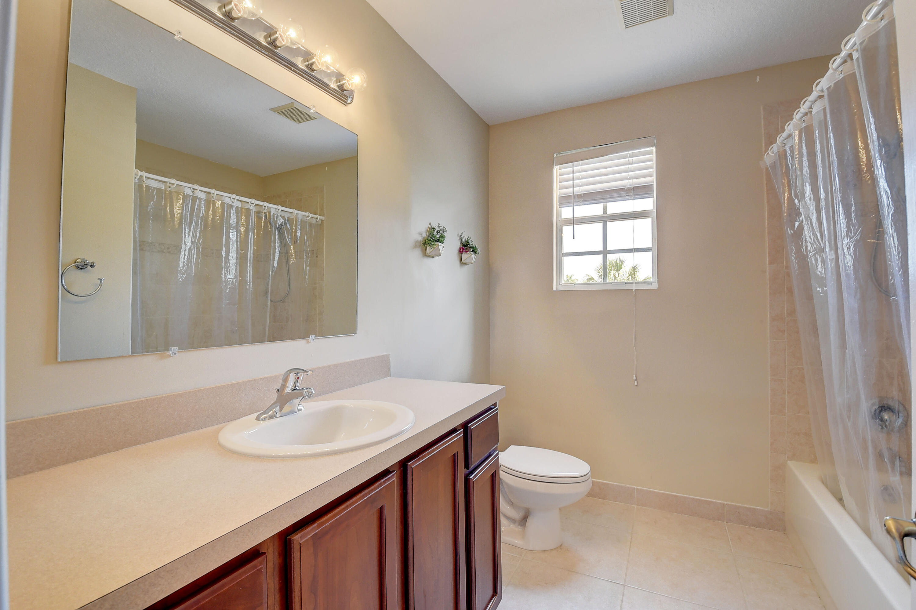 1489 E Bexley Park Drive