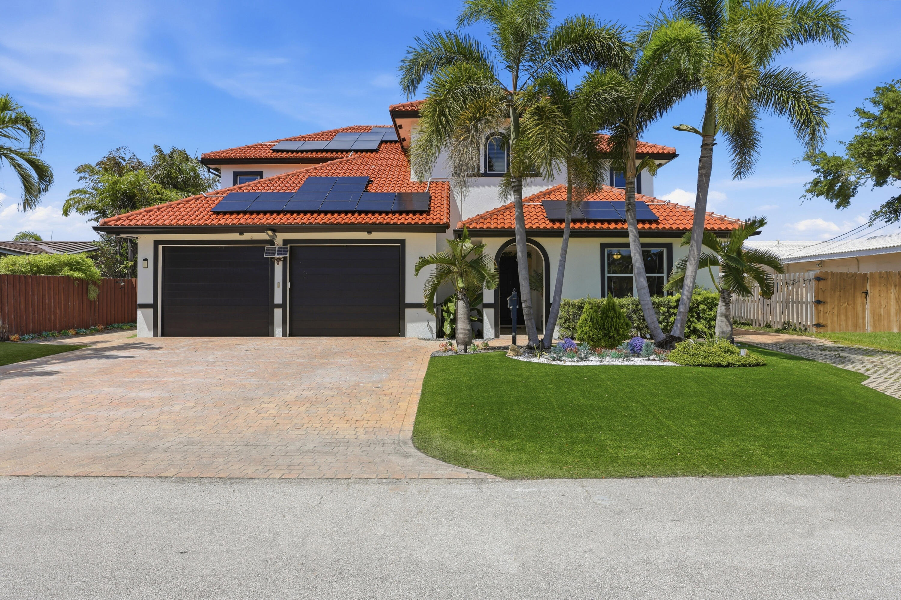 1467 NE 53rd Court
