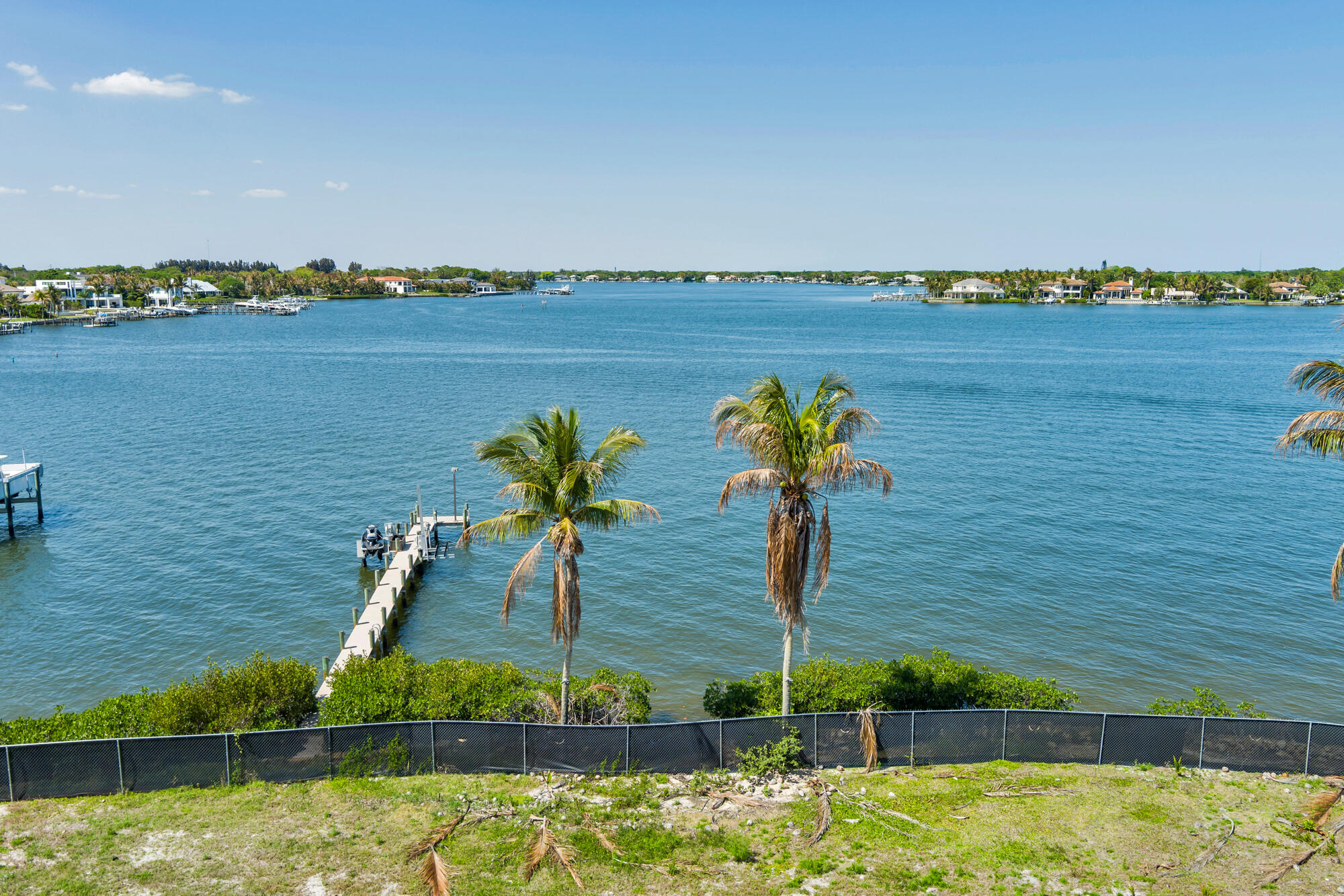 5559 Pennock Point