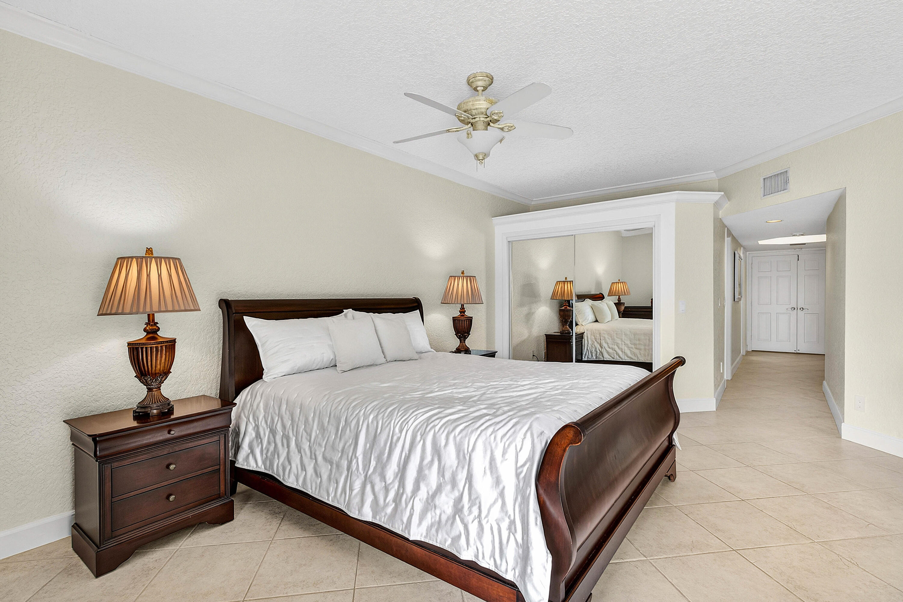 23408 S Mirabella Cir S S