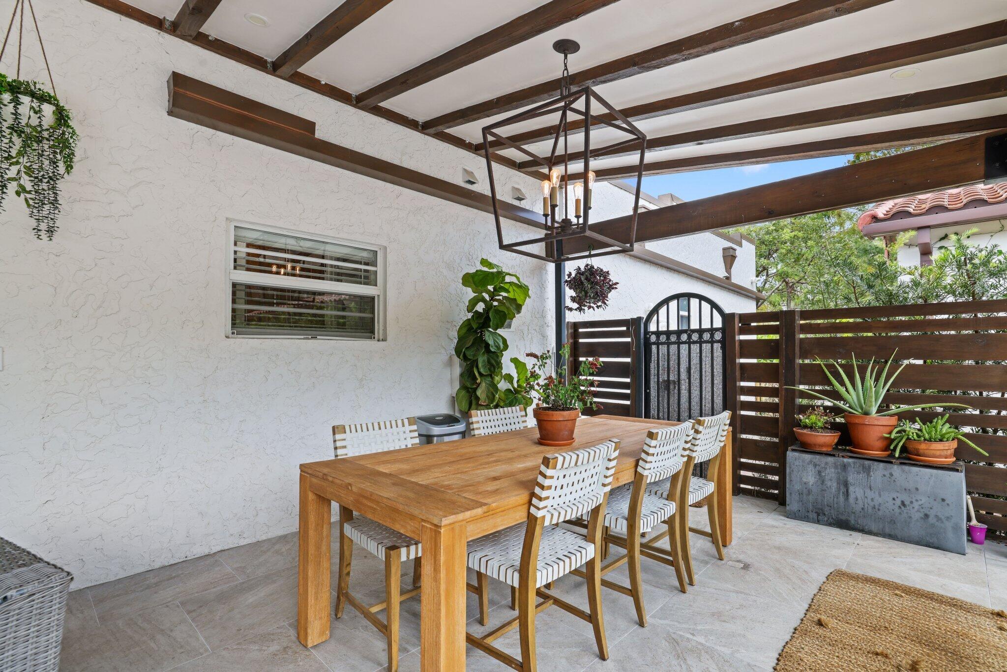 706 Sunset Road