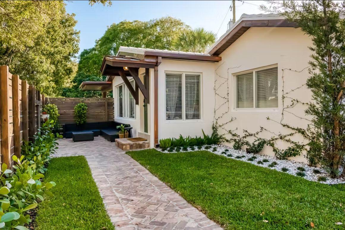 706 Sunset Road