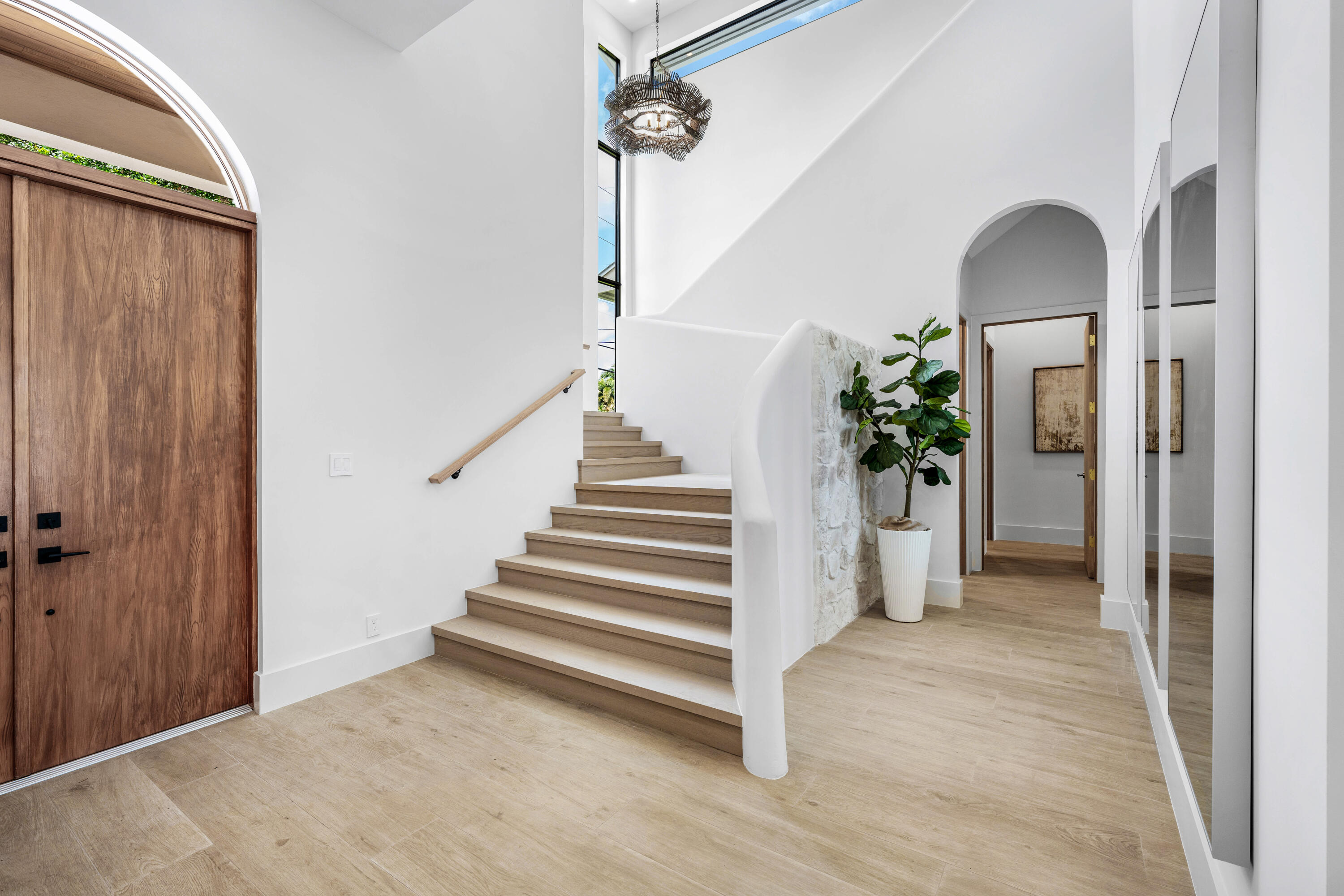 1701 N Swinton Avenue