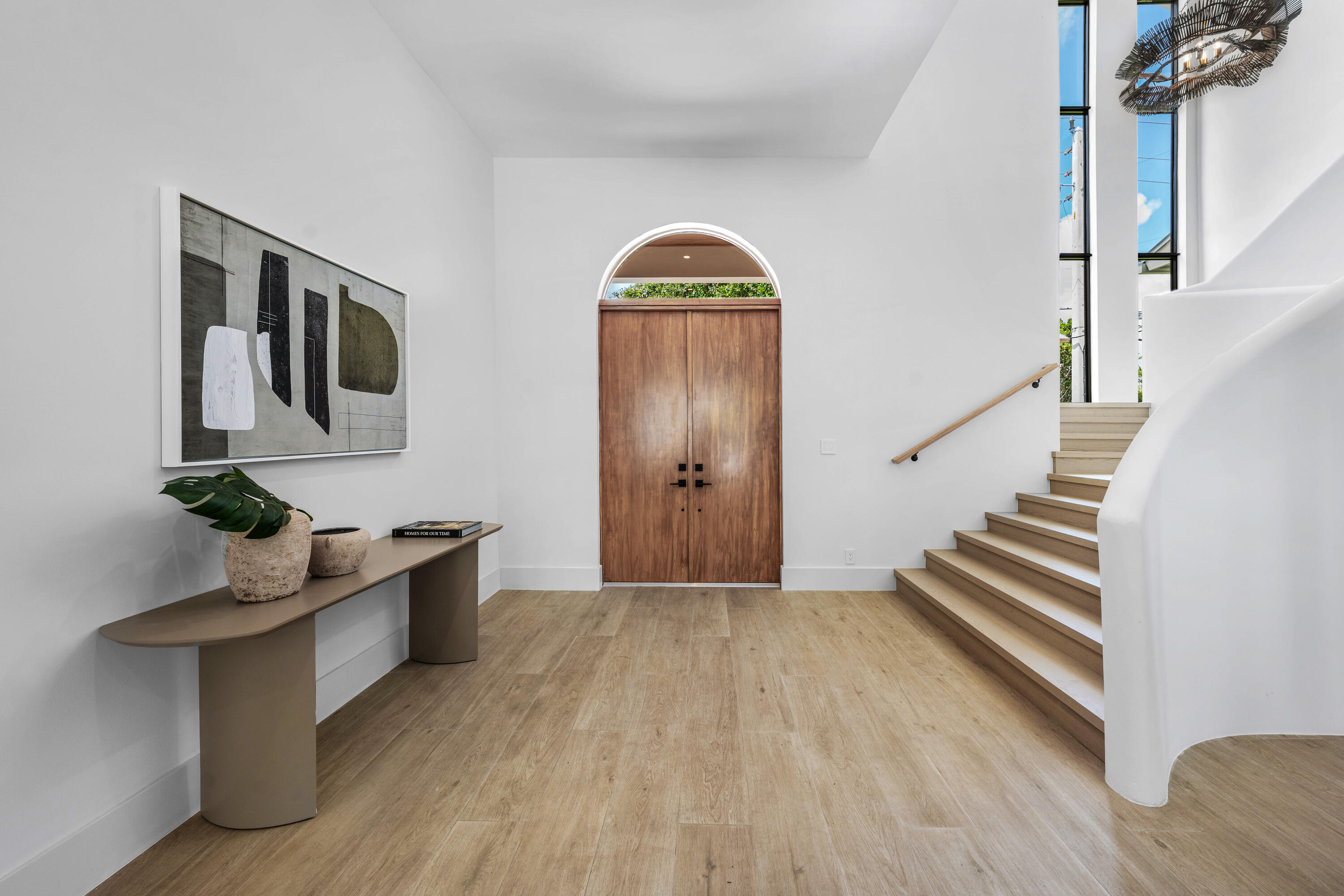 1701 N Swinton Avenue