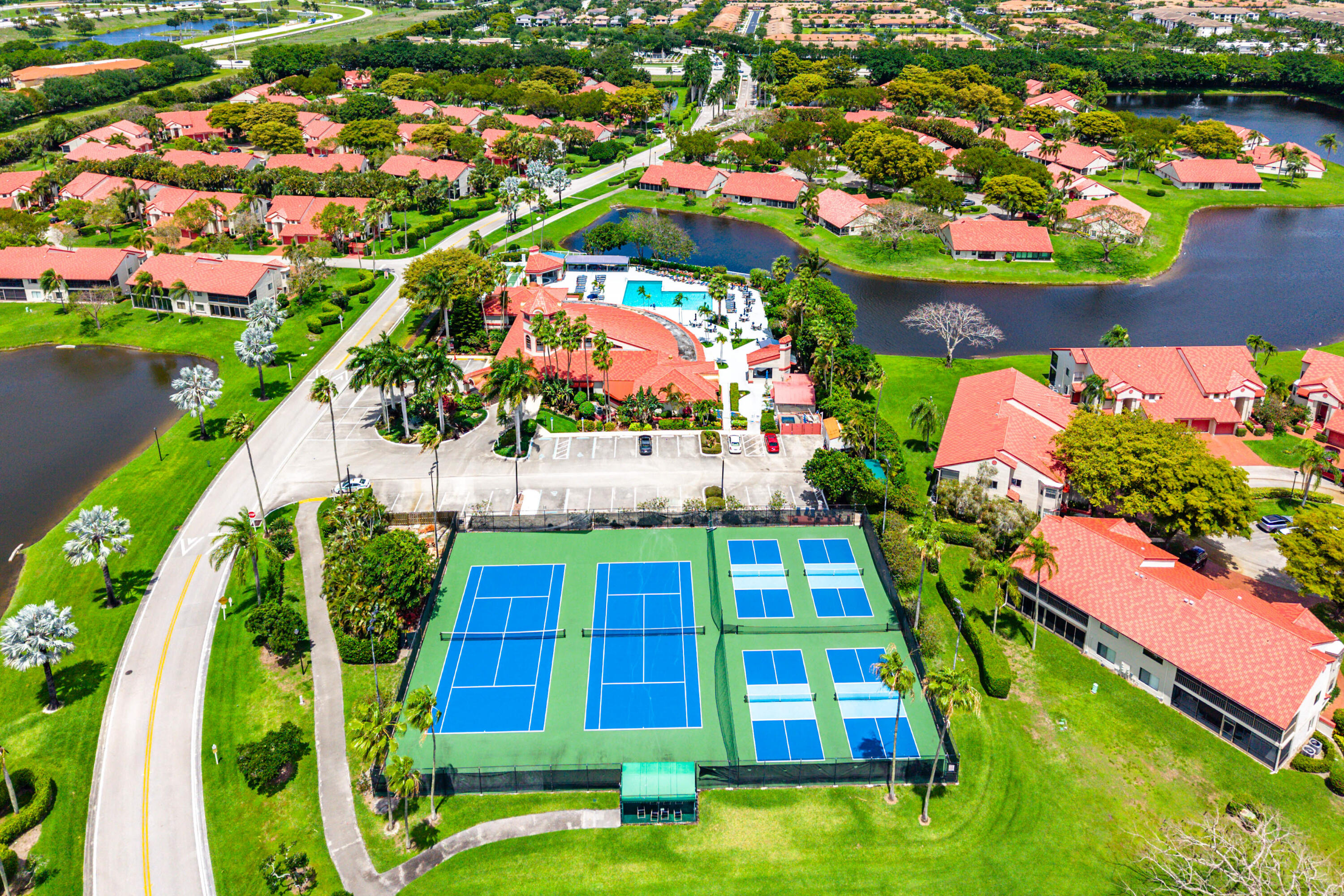 7685 Lexington Club Boulevard B