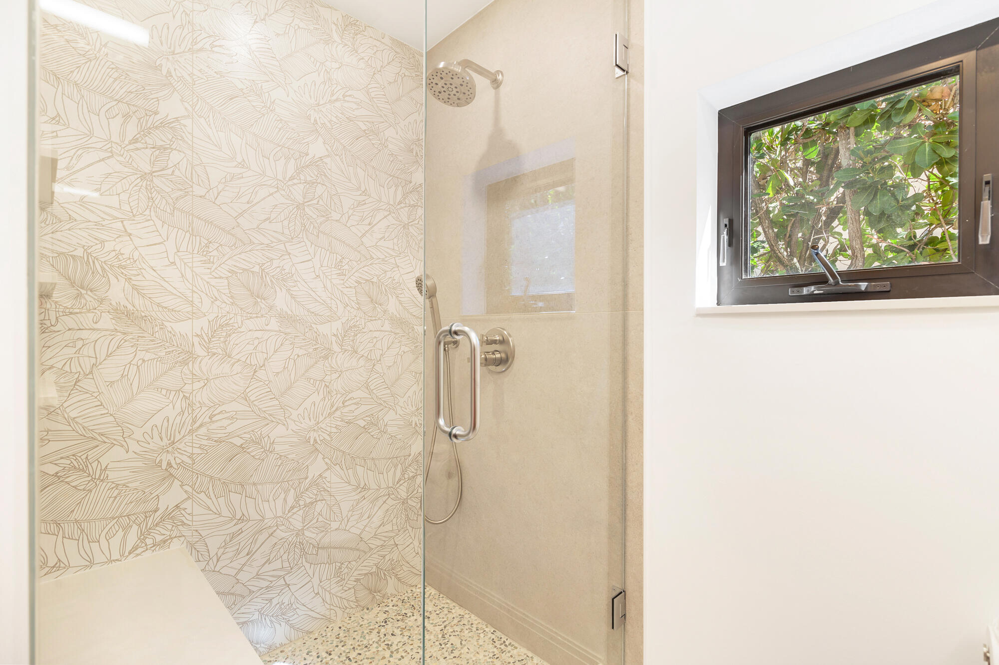 110 Sunset Avenue 4-a