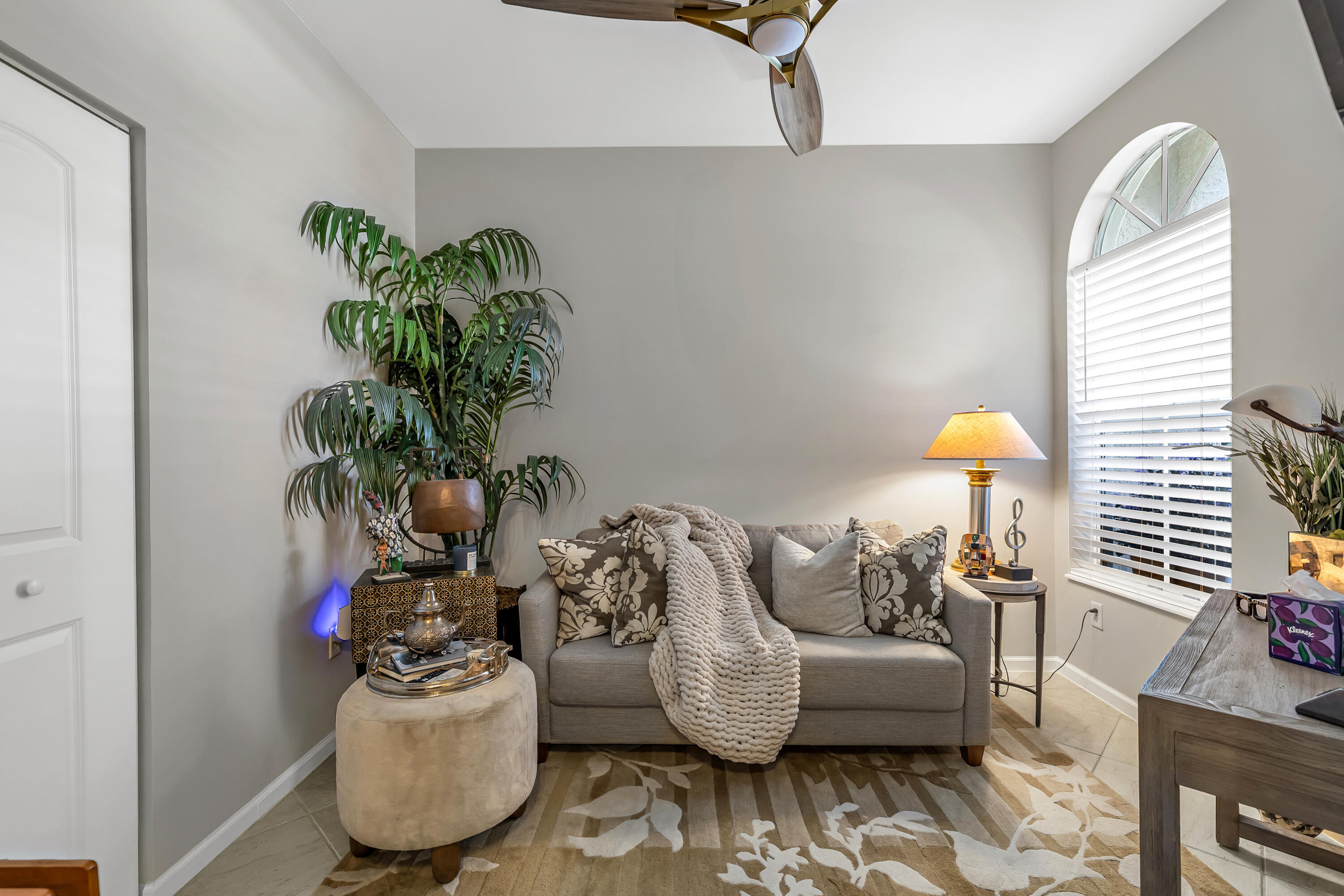 6407 Bella Circle 403