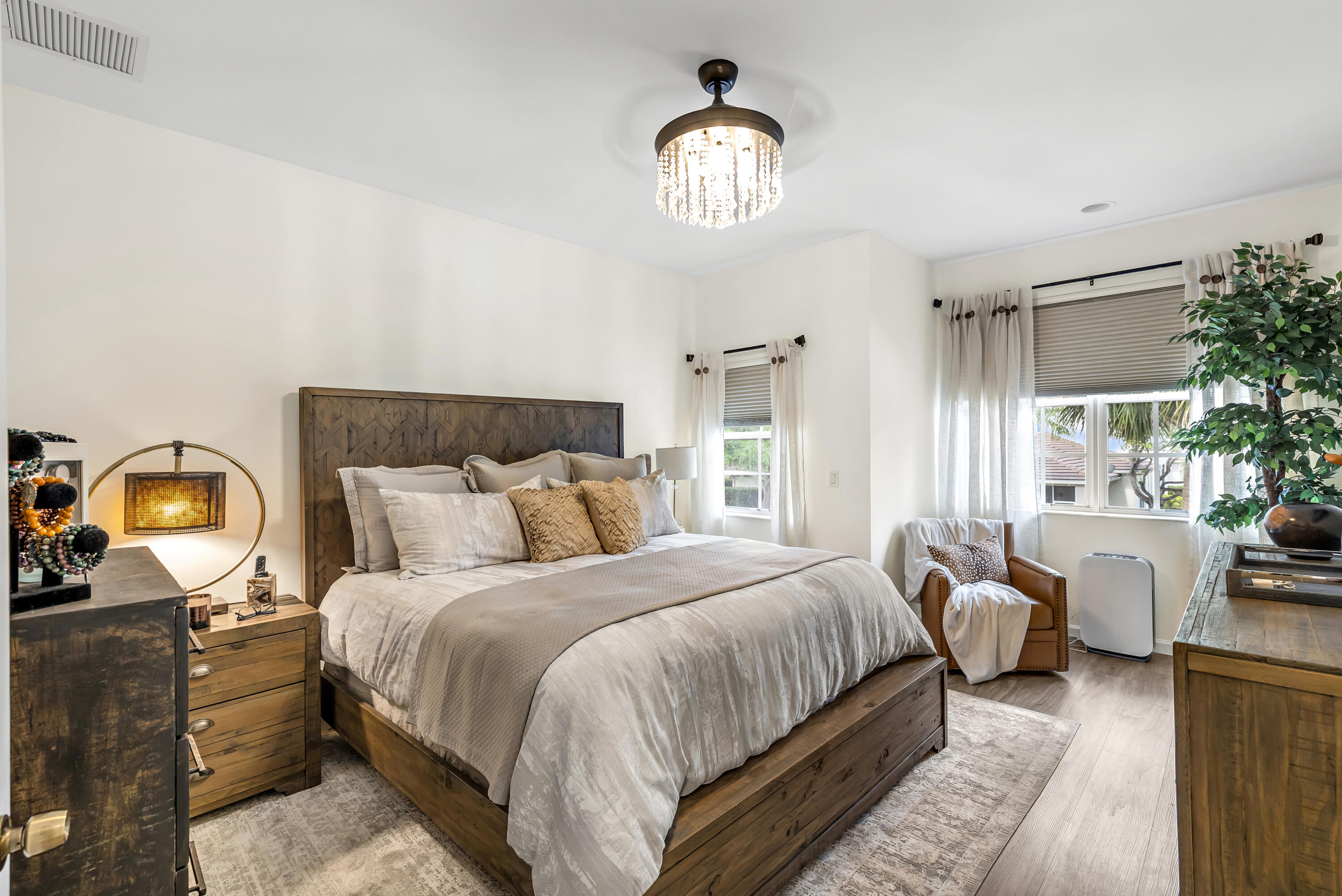 6407 Bella Circle 403