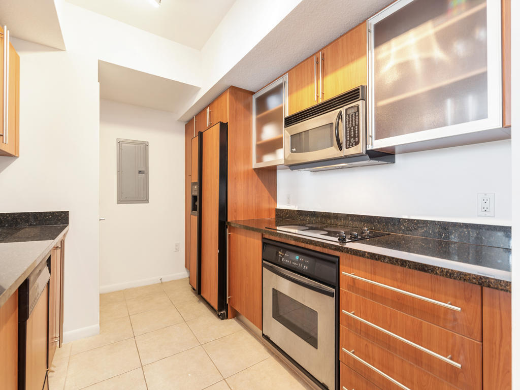 1551 N Flagler Drive 903