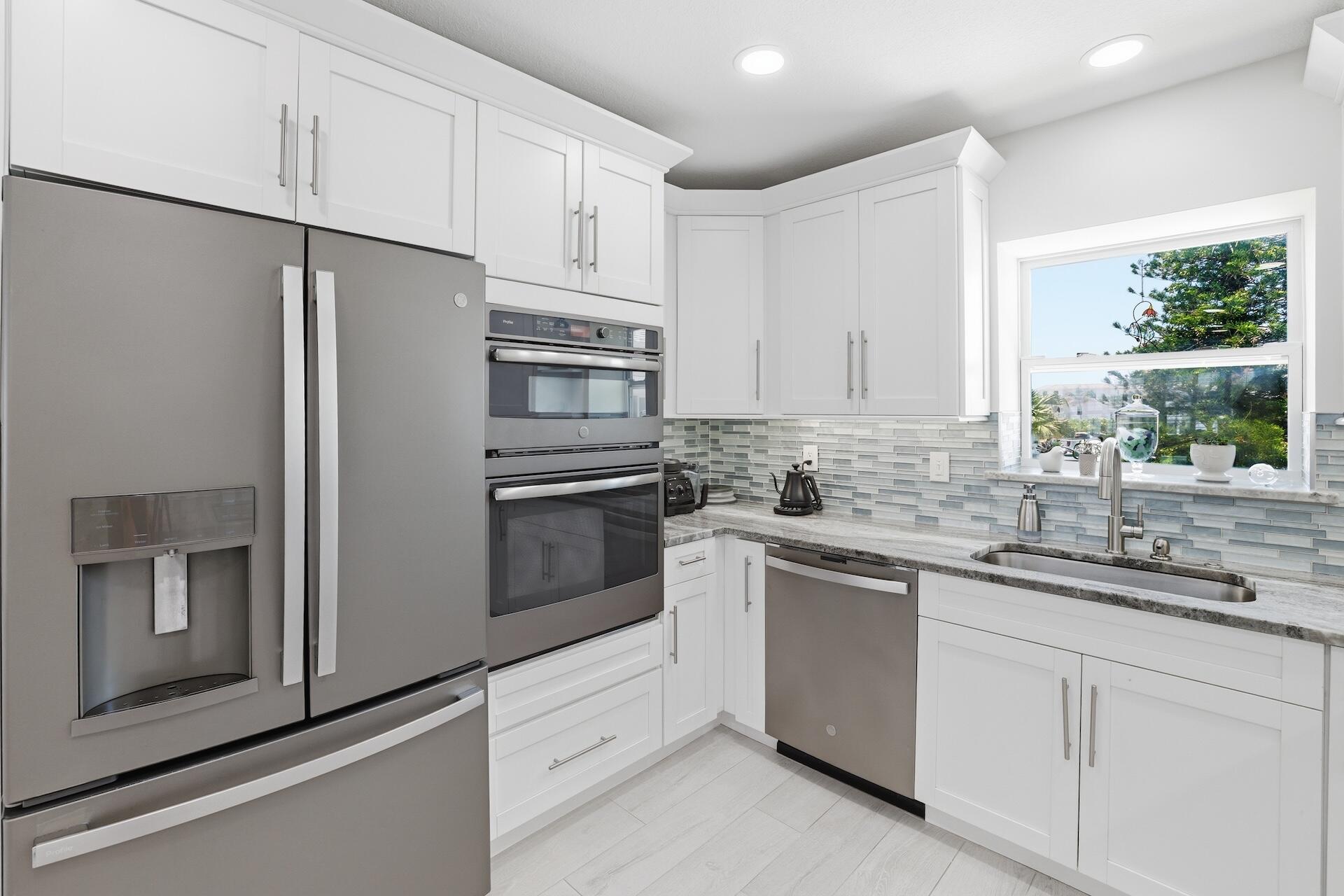 1457 NE Ocean Boulevard 8