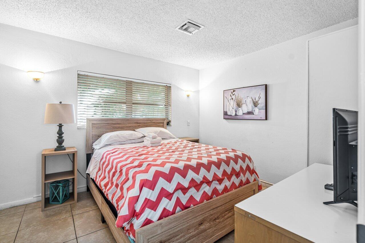 262 SE 9th Avenue 1-4