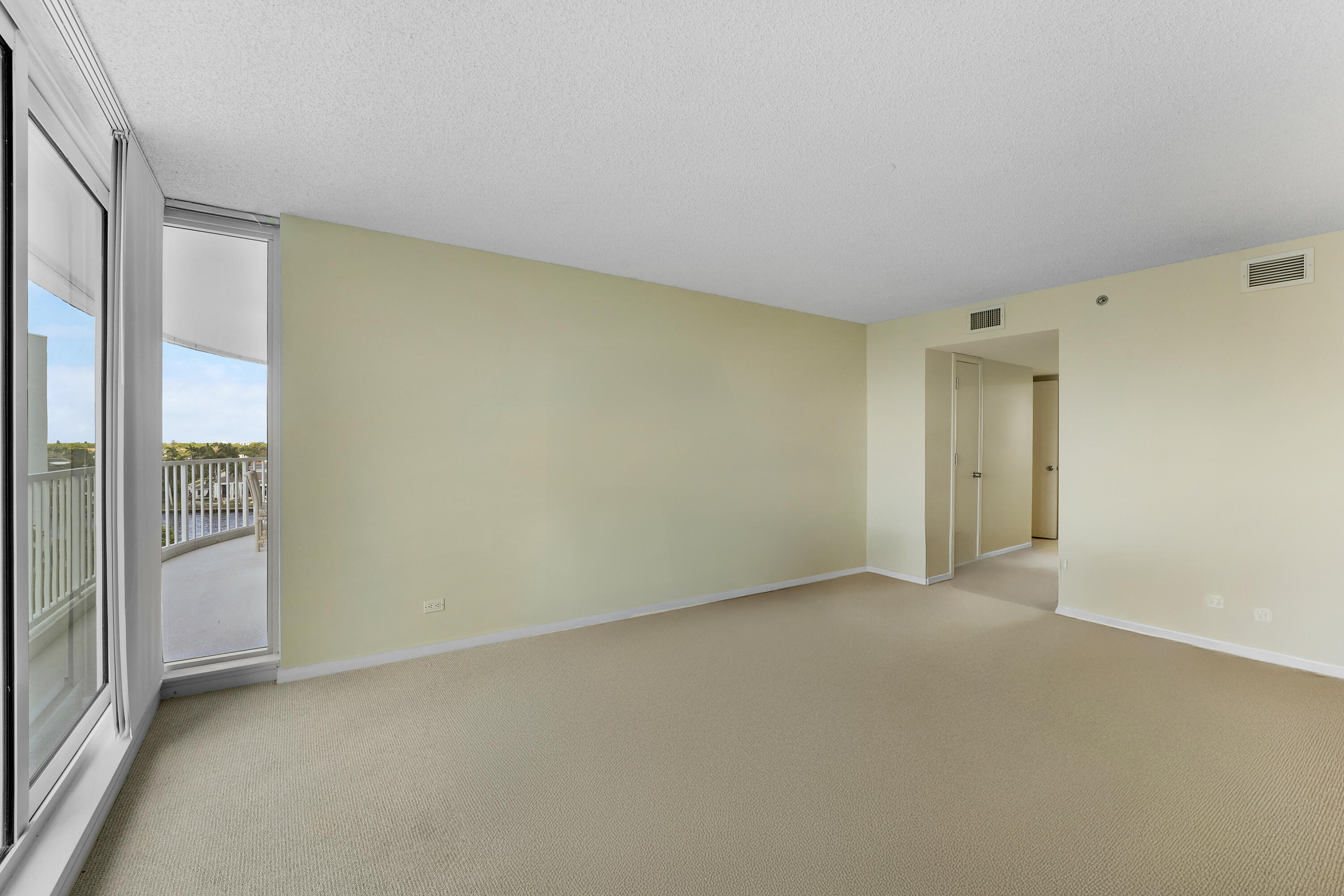 3210 S Ocean Boulevard 703