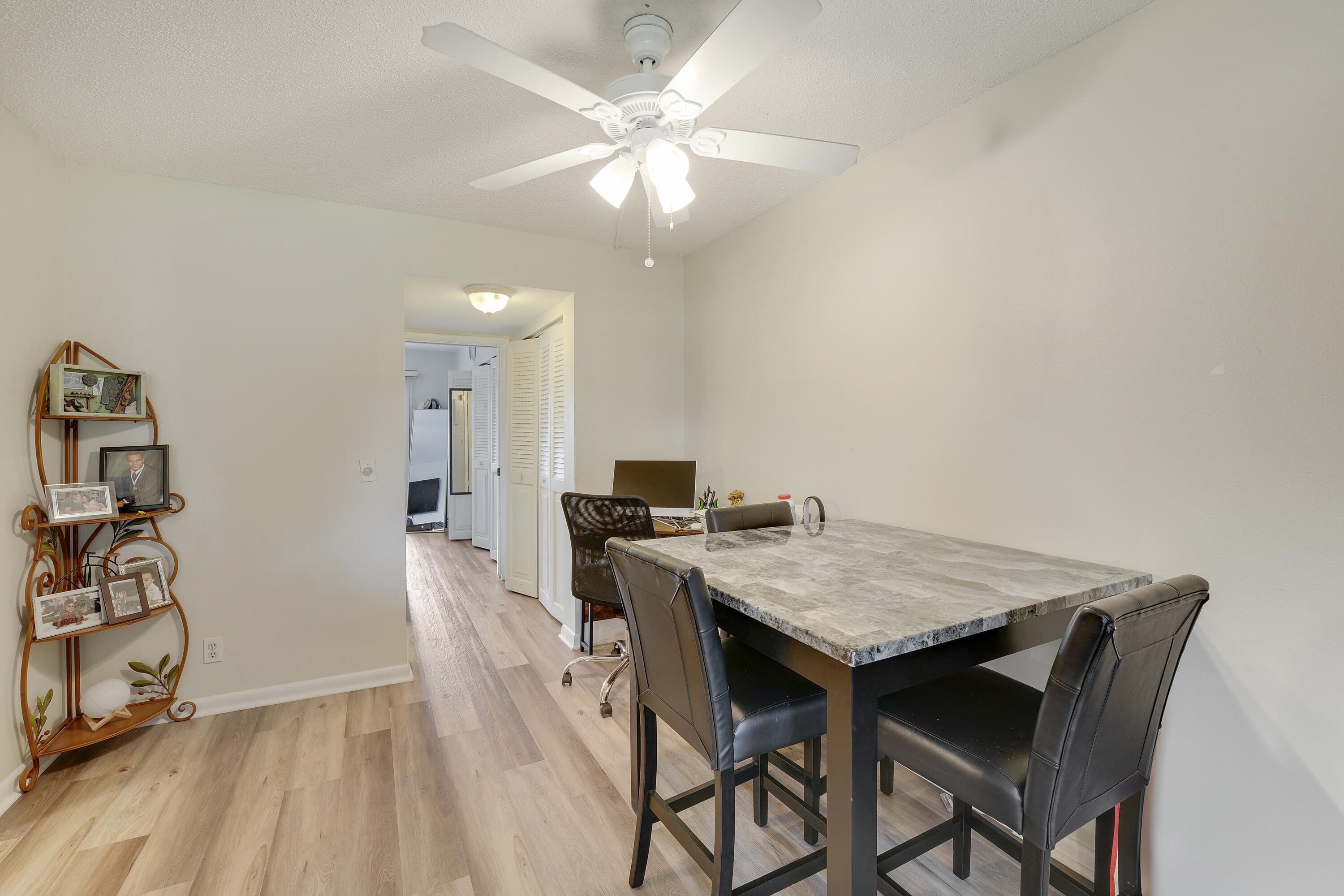 146 Mansfield D