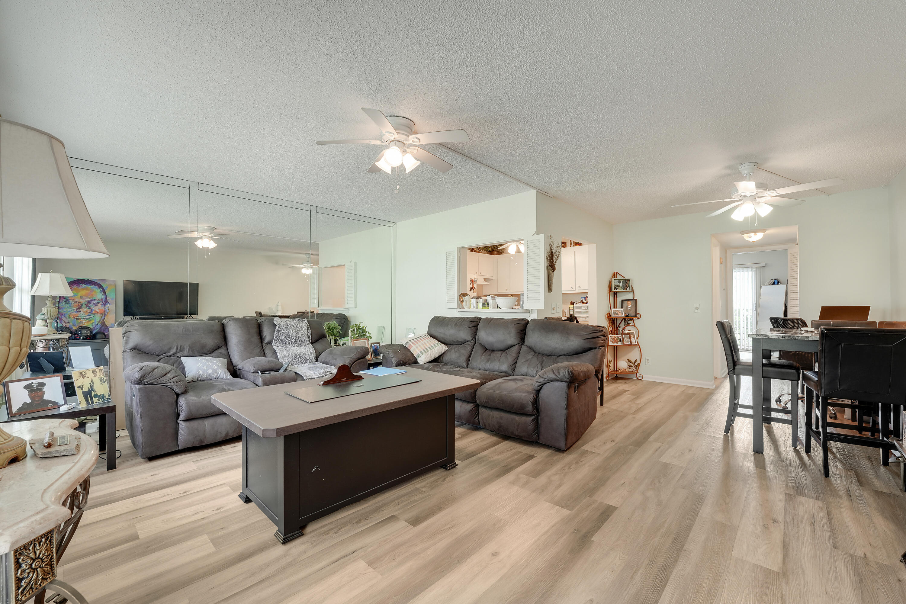 146 Mansfield D