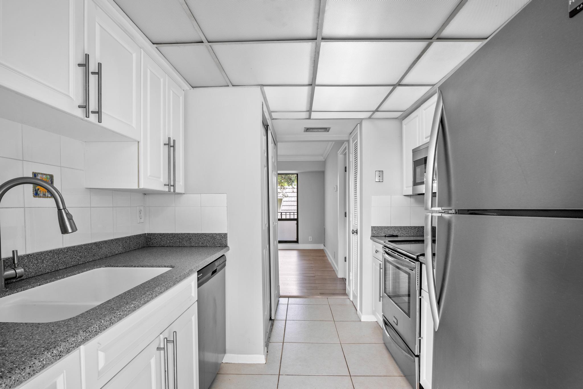1120 Homewood Boulevard G204