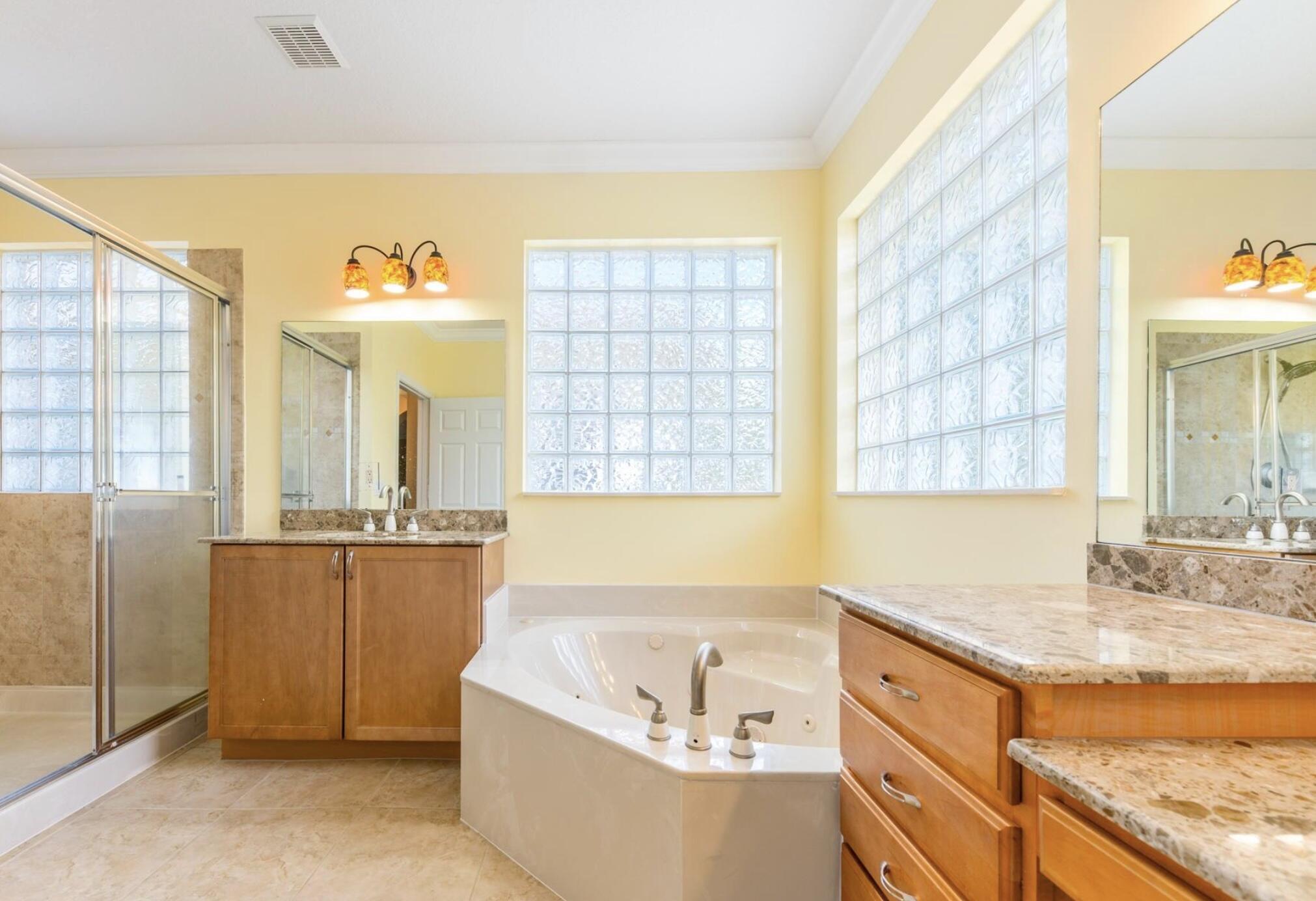 1088 Grove Park Circle