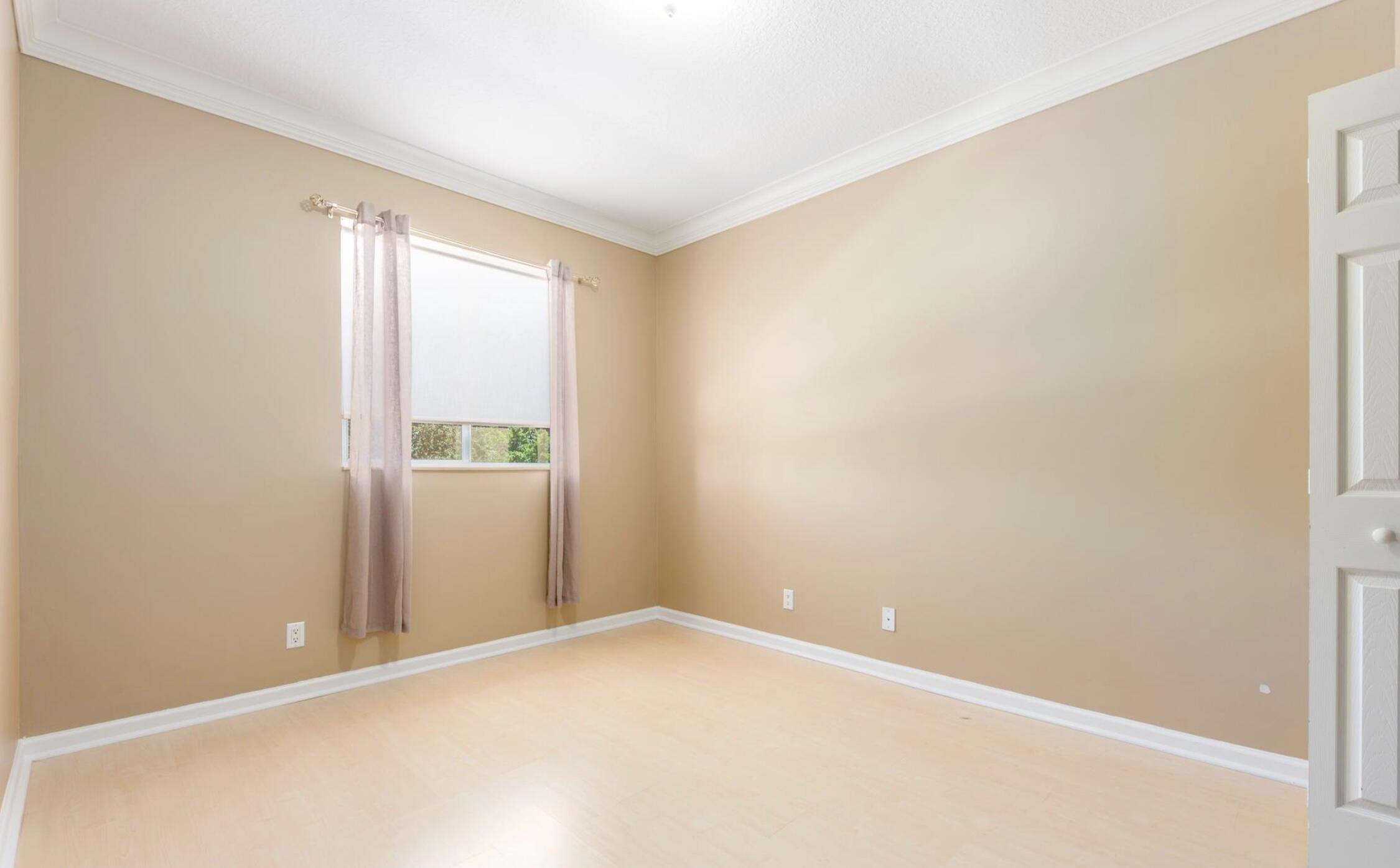 1088 Grove Park Circle