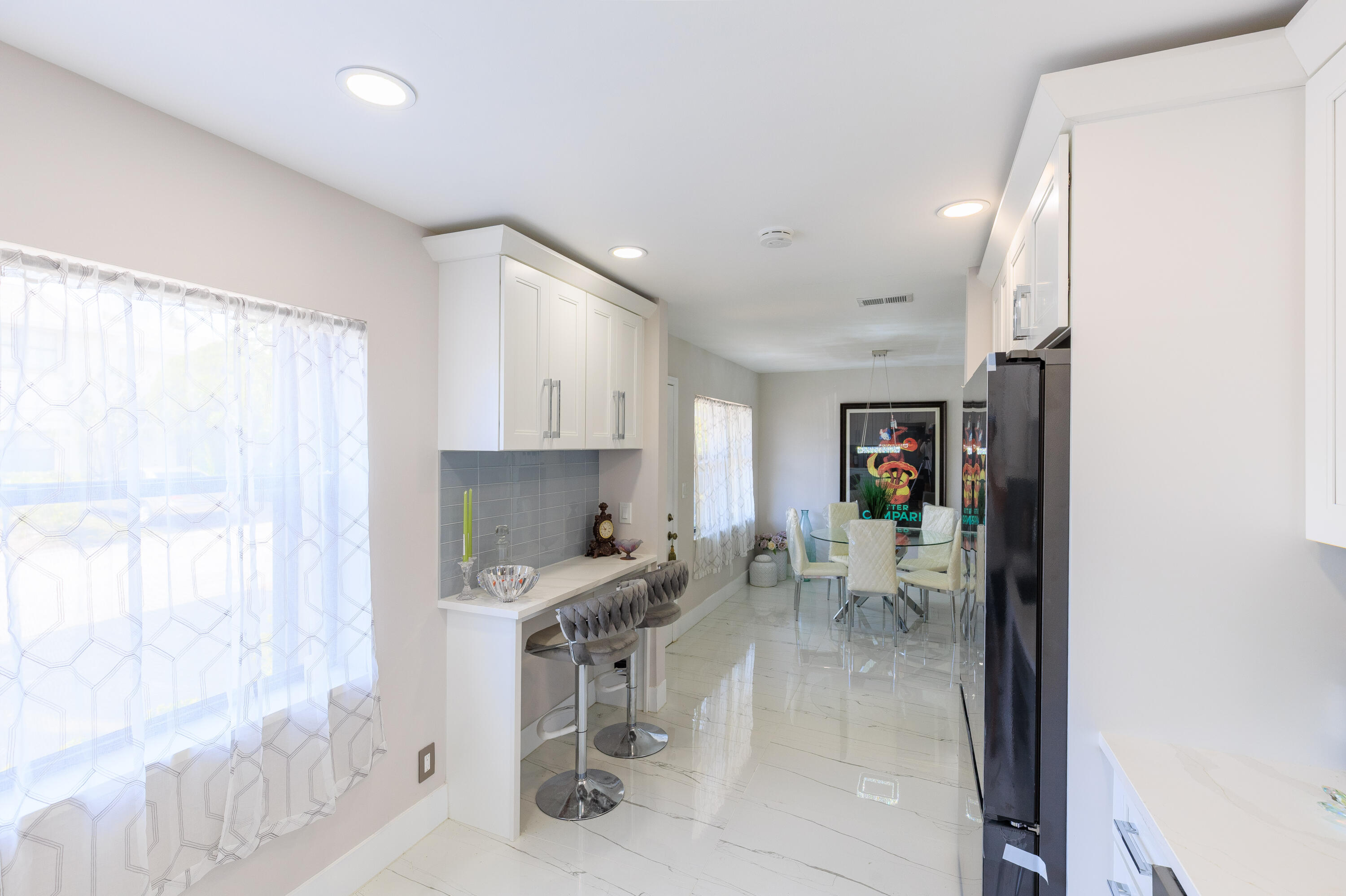 5241 Jog Lane