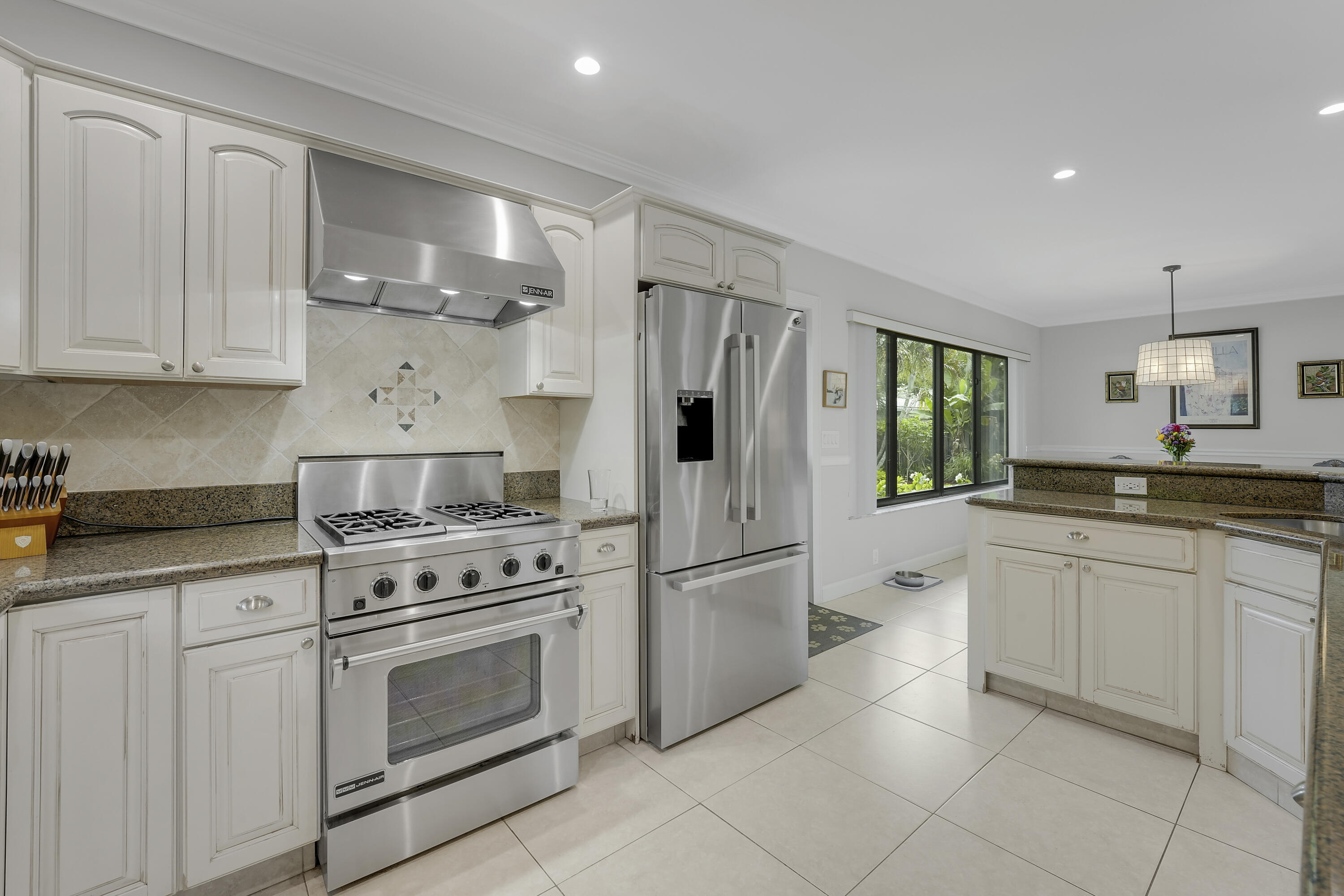 109 NE 17th Street