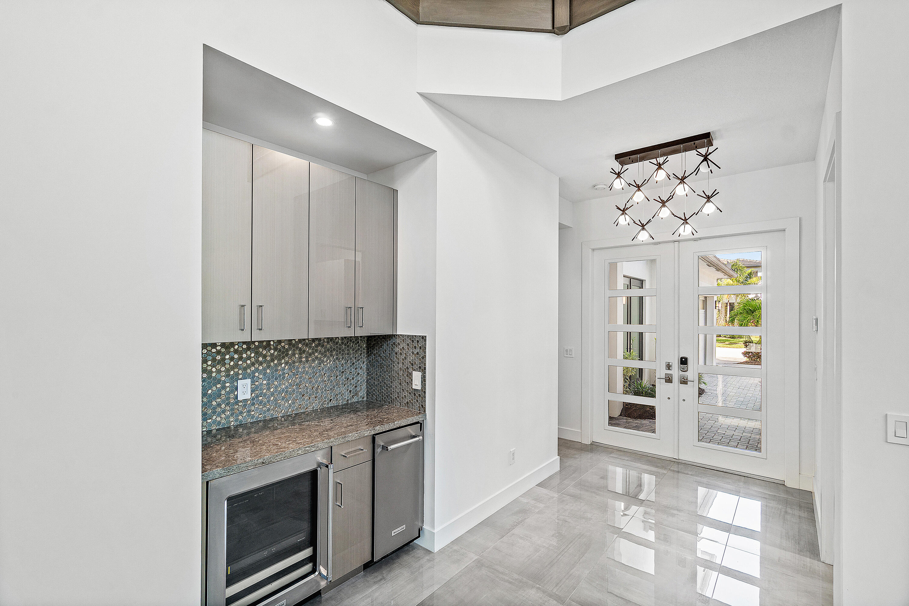 9006 Dulcetto Court