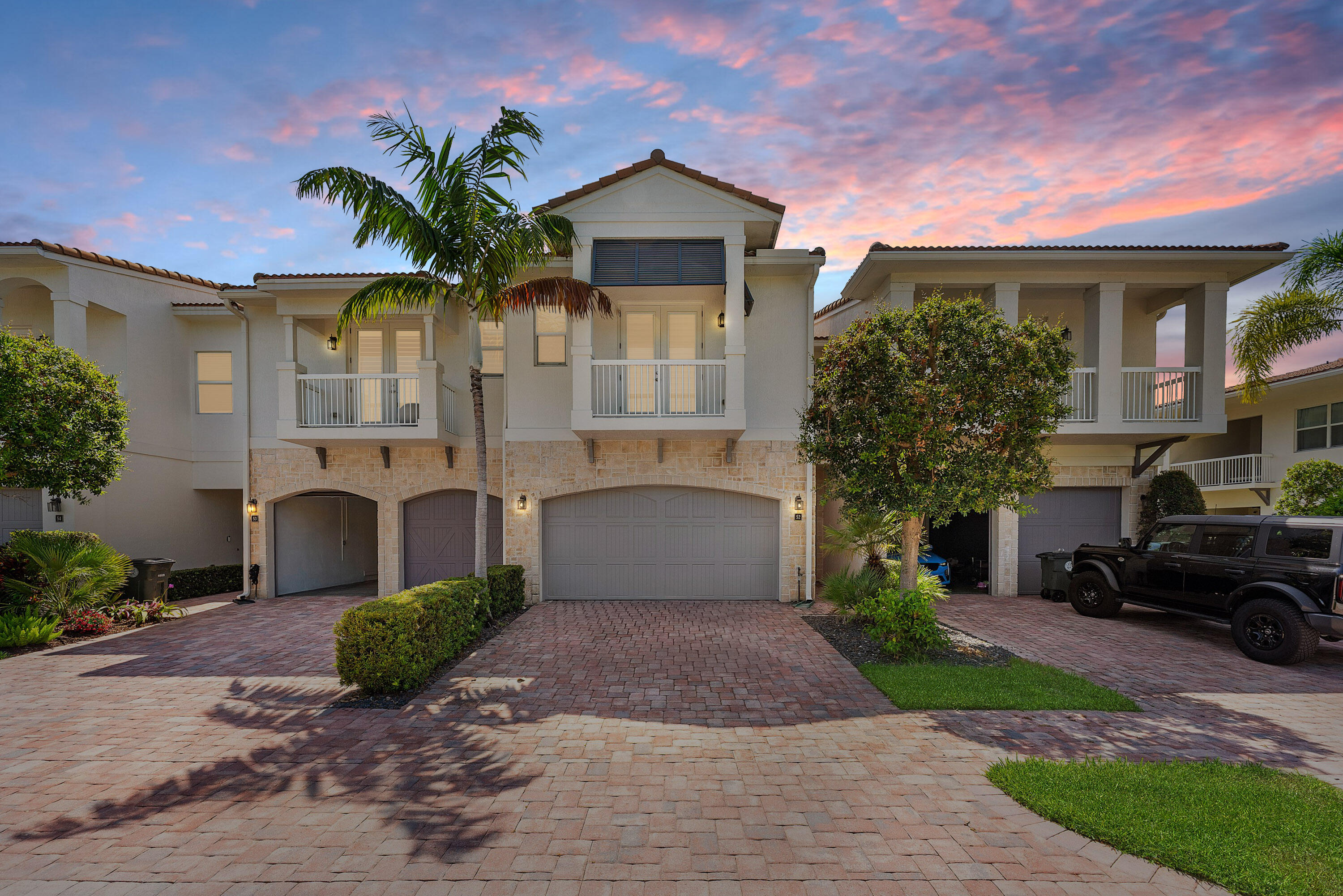 100 NW 69th Circle 52