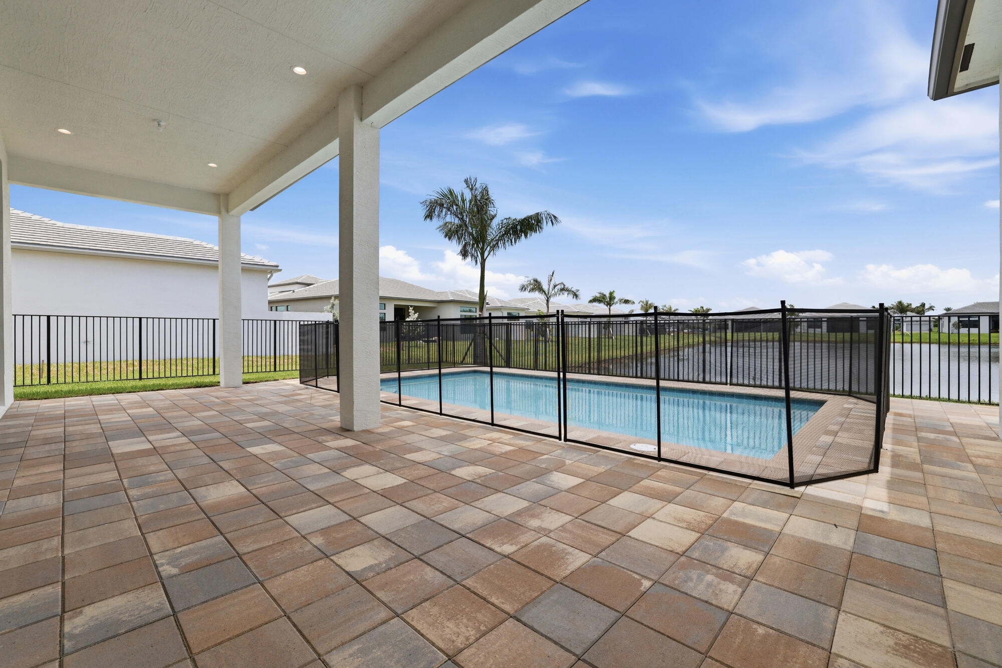 9008 CORSICAN FINCH Court