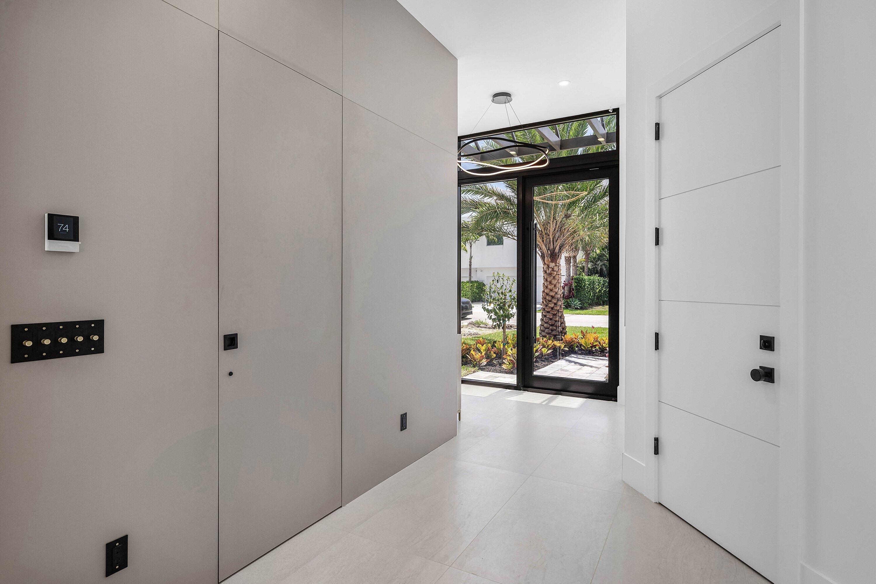 3097 Banyan Road