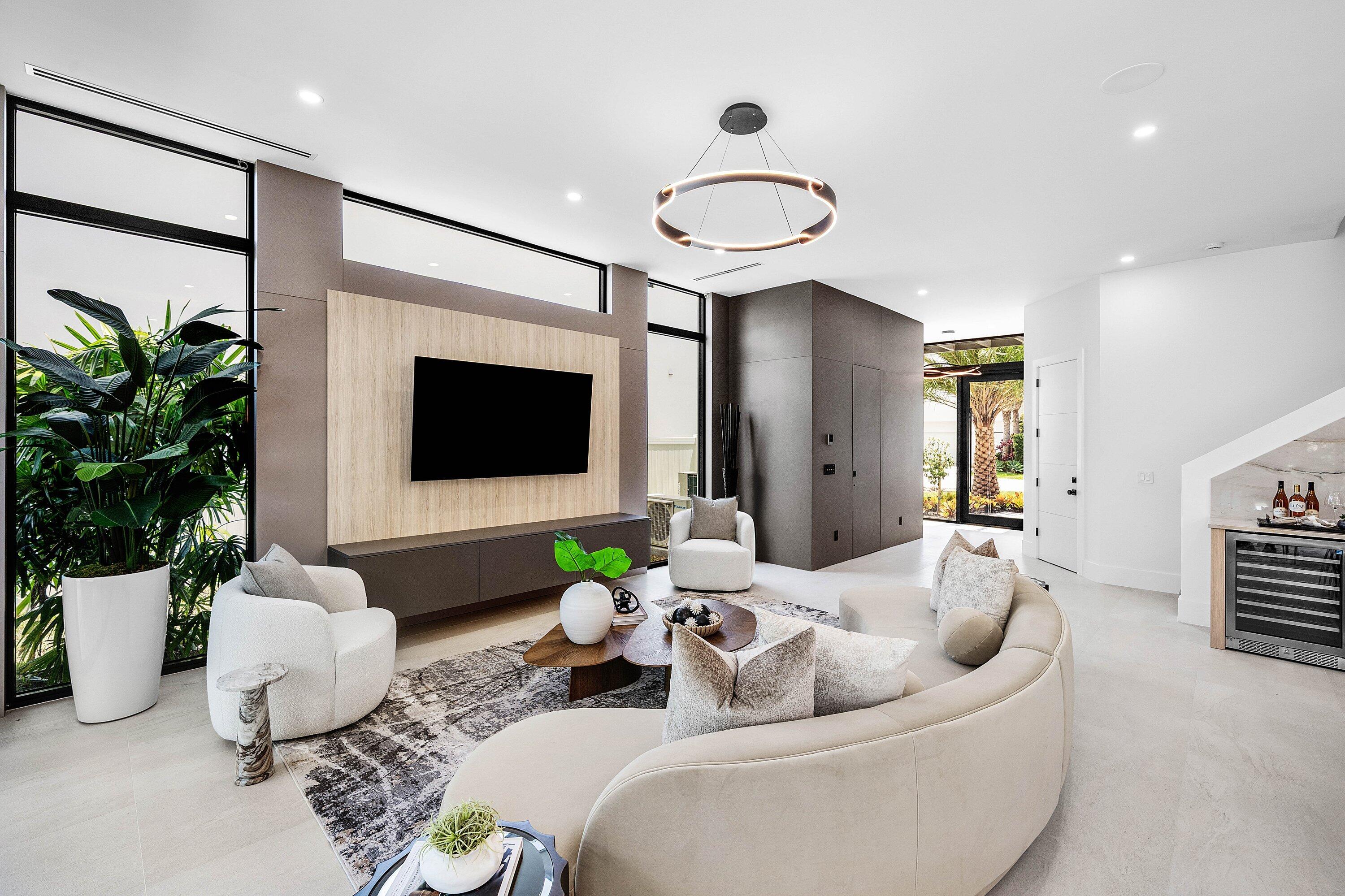 3097 Banyan Road