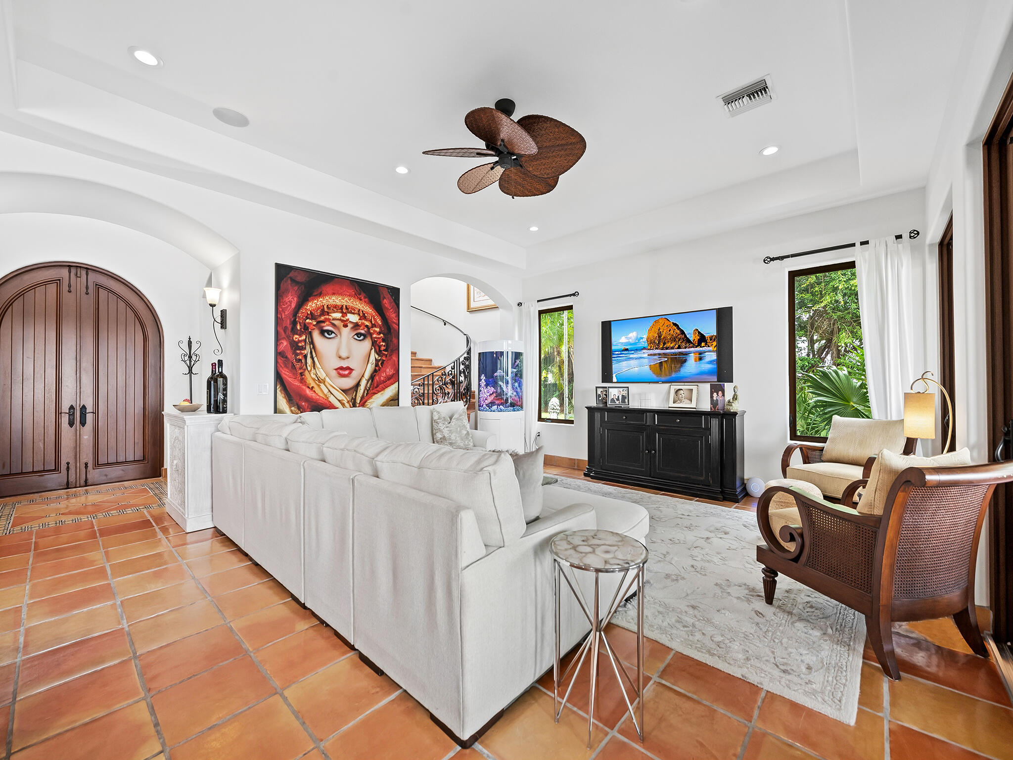 2101 MIDDLE RIVER Drive