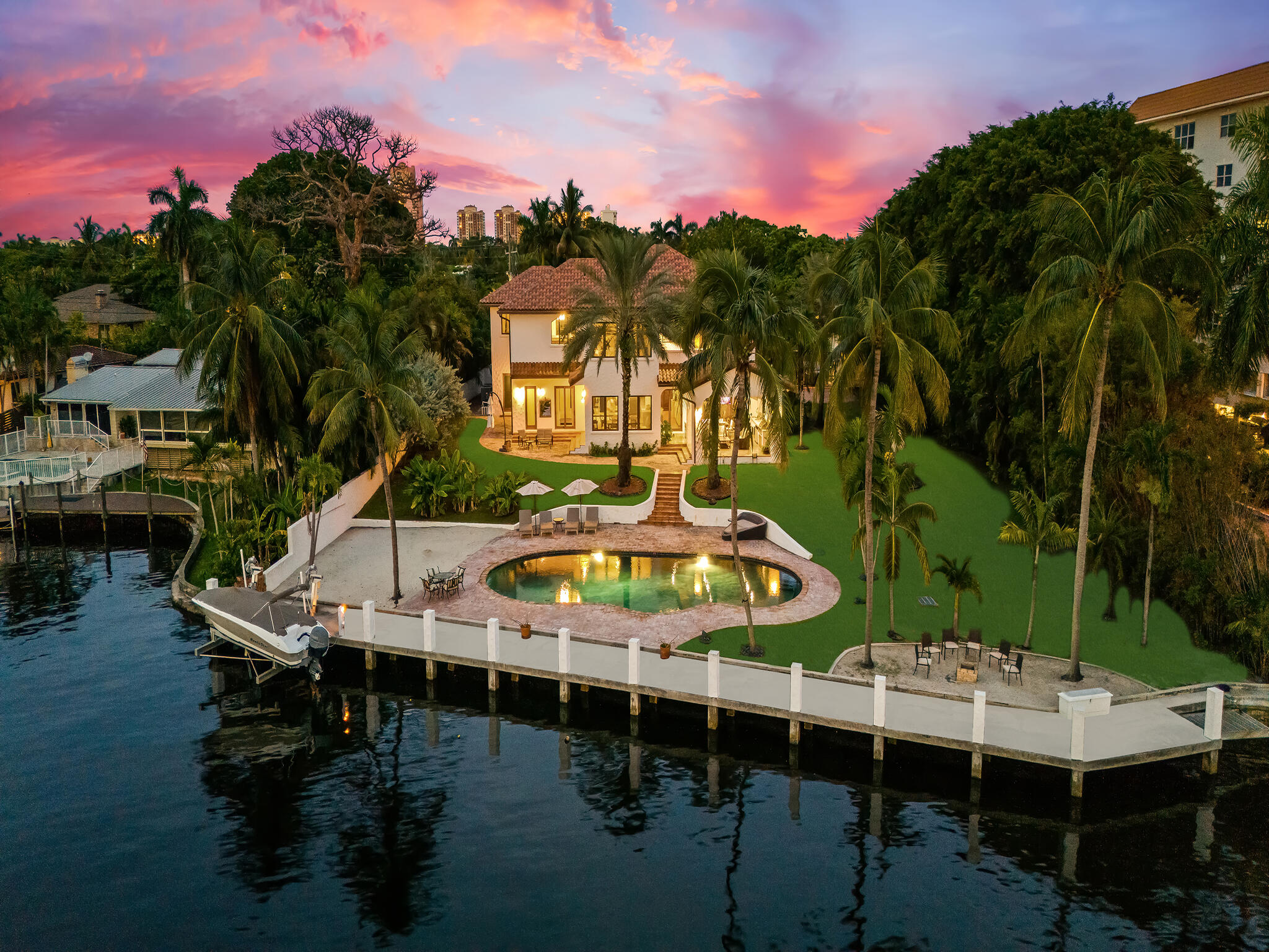 2101 MIDDLE RIVER Drive