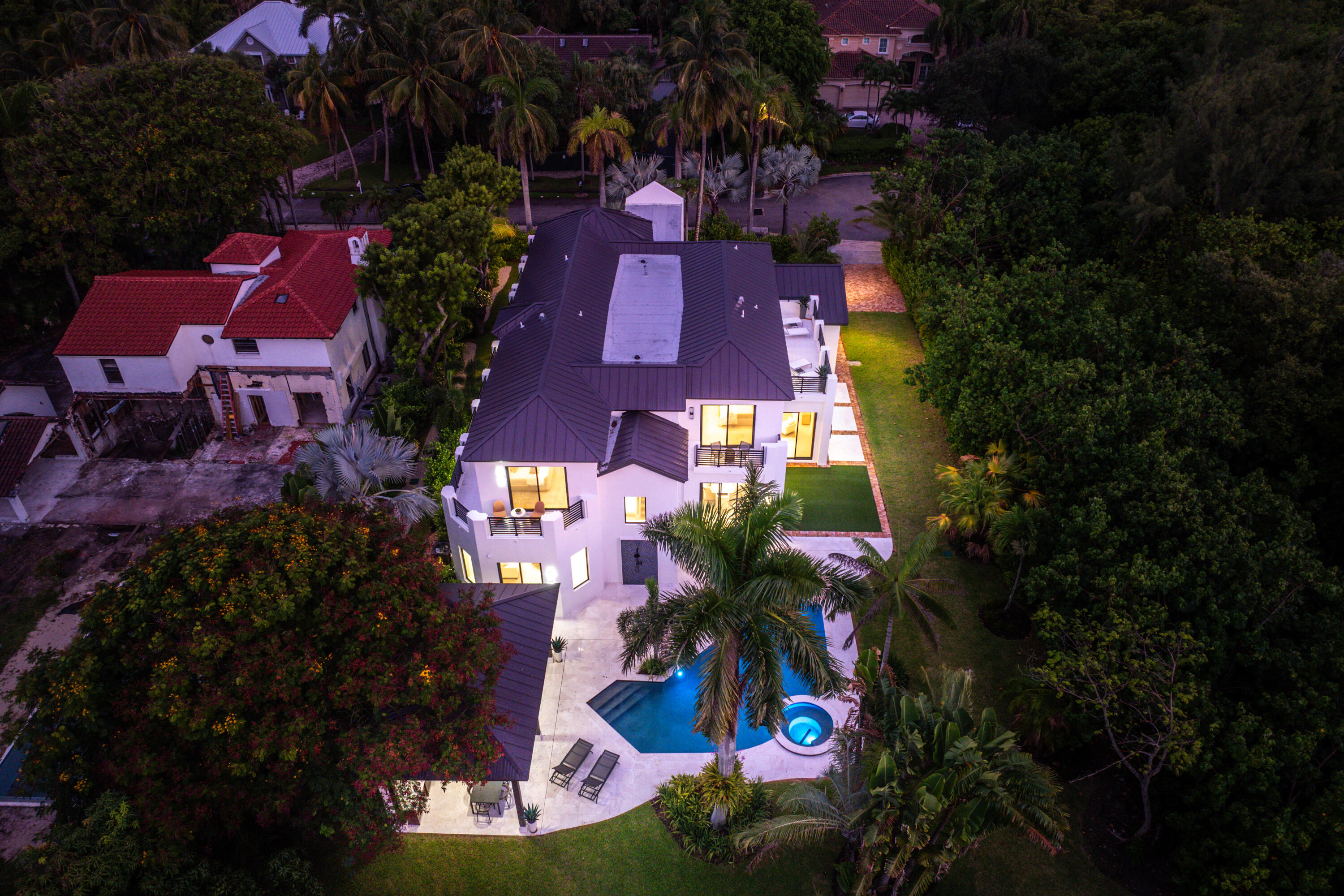 23 COCONUT Lane