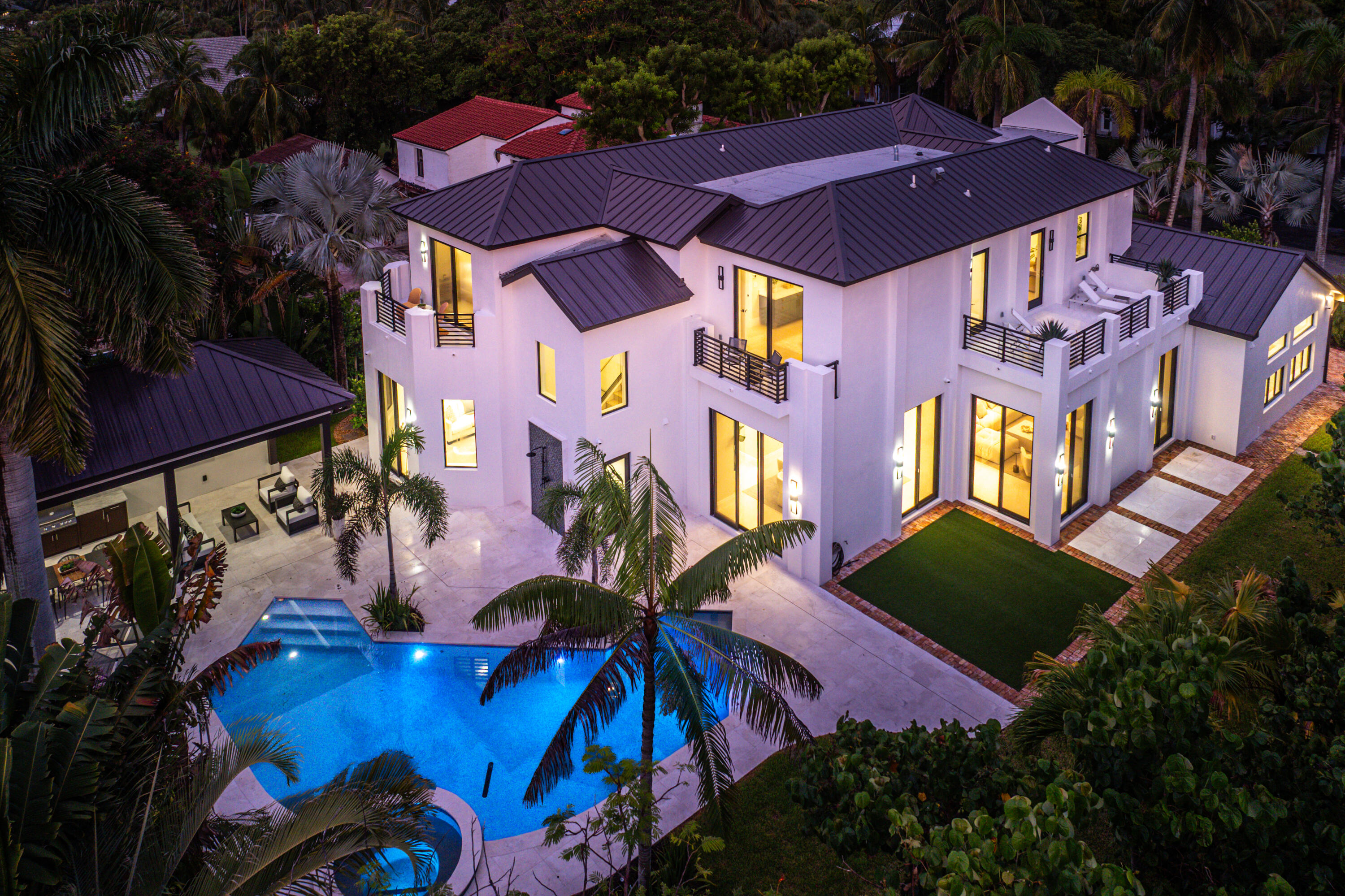 23 COCONUT Lane