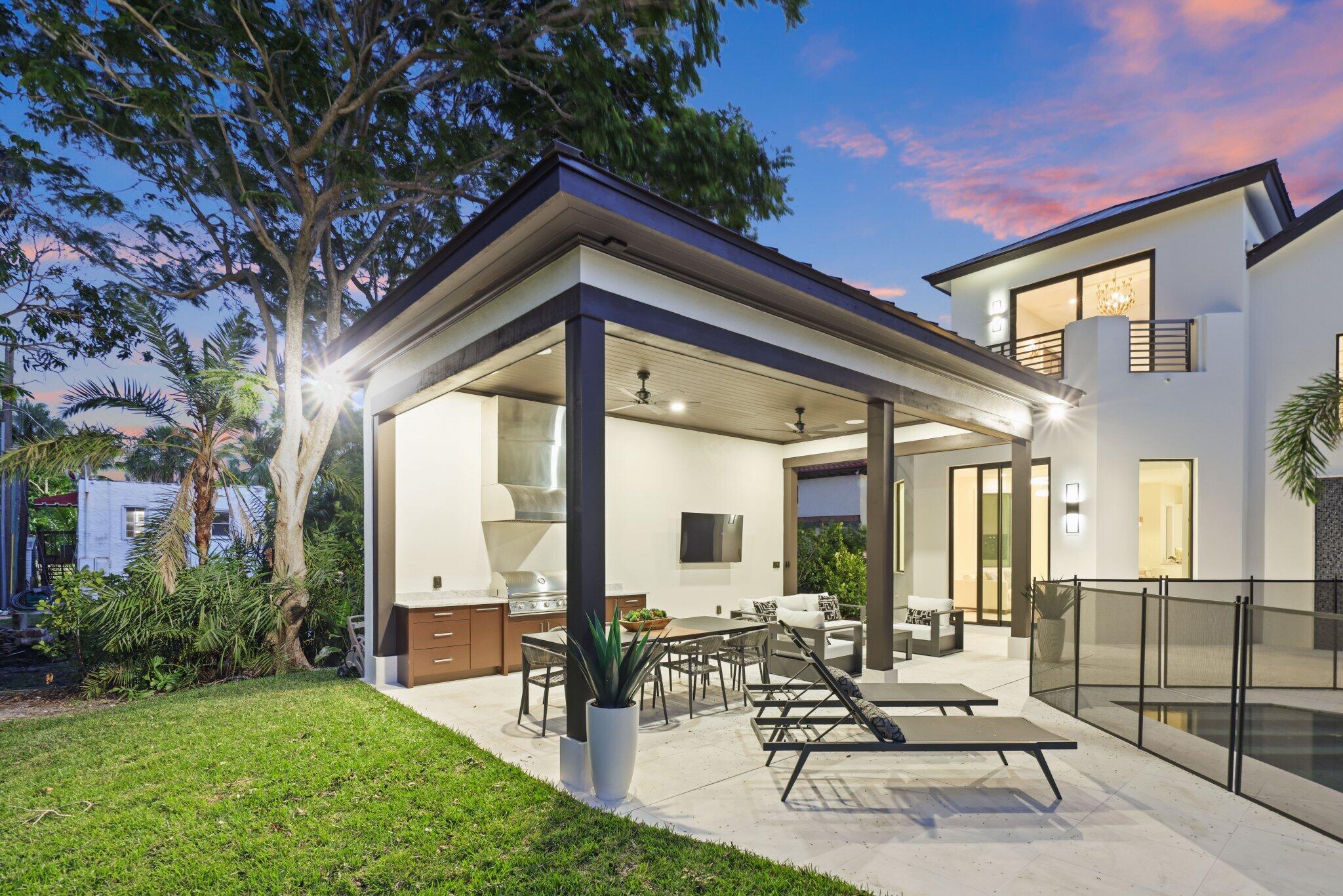 23 COCONUT Lane