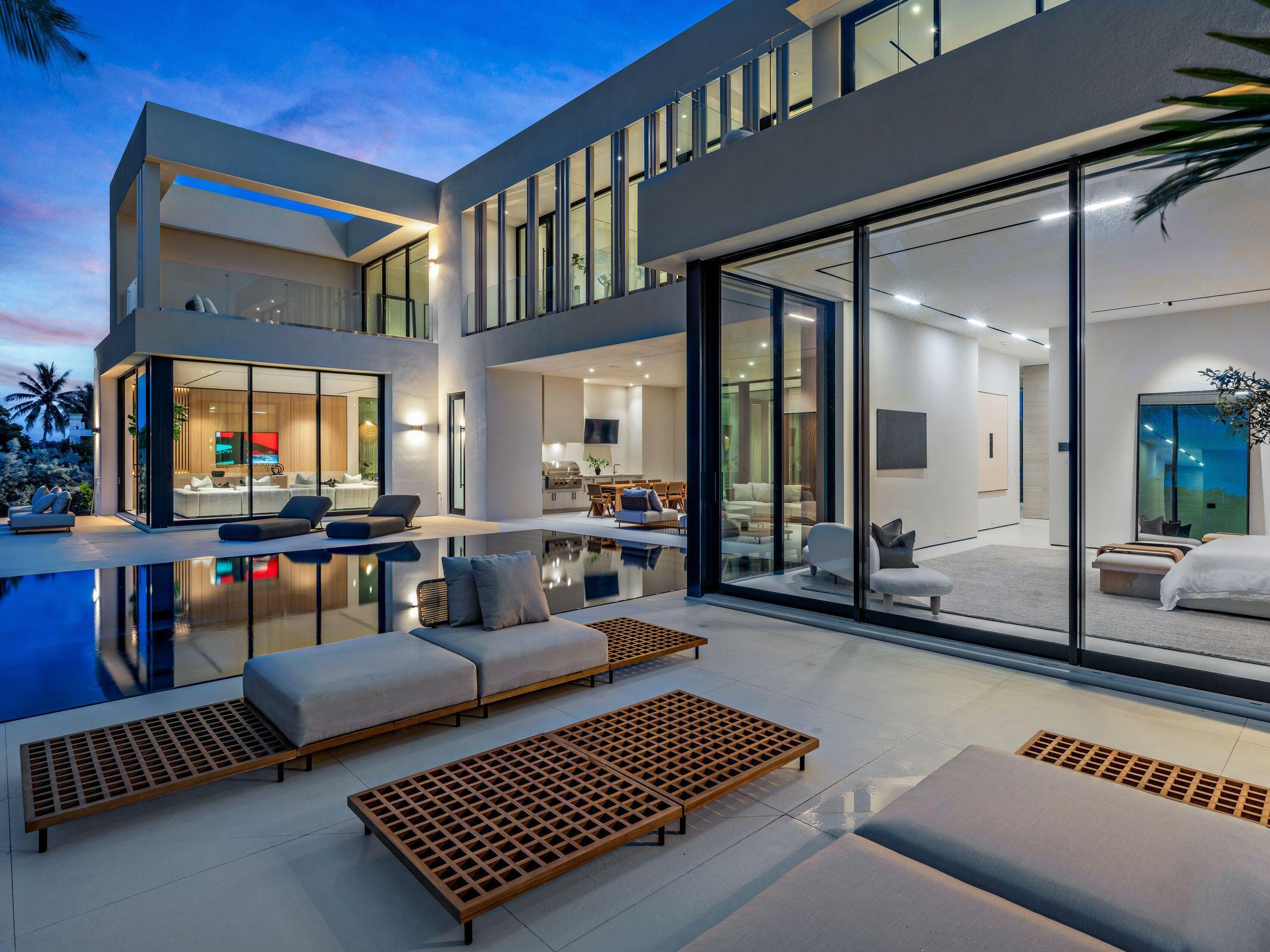 35 Spoonbill Road