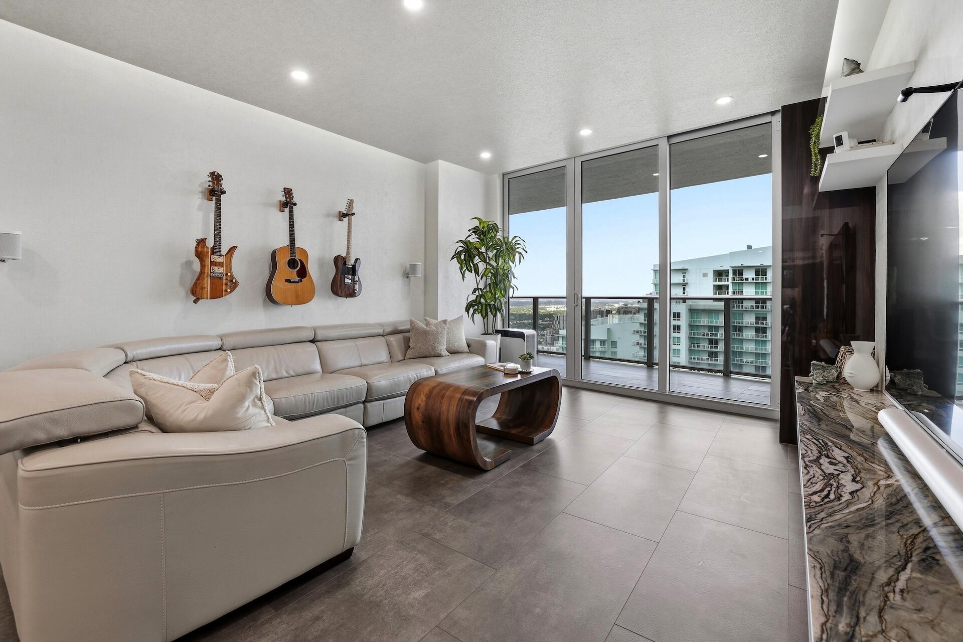 488 NE 18th Street 5009