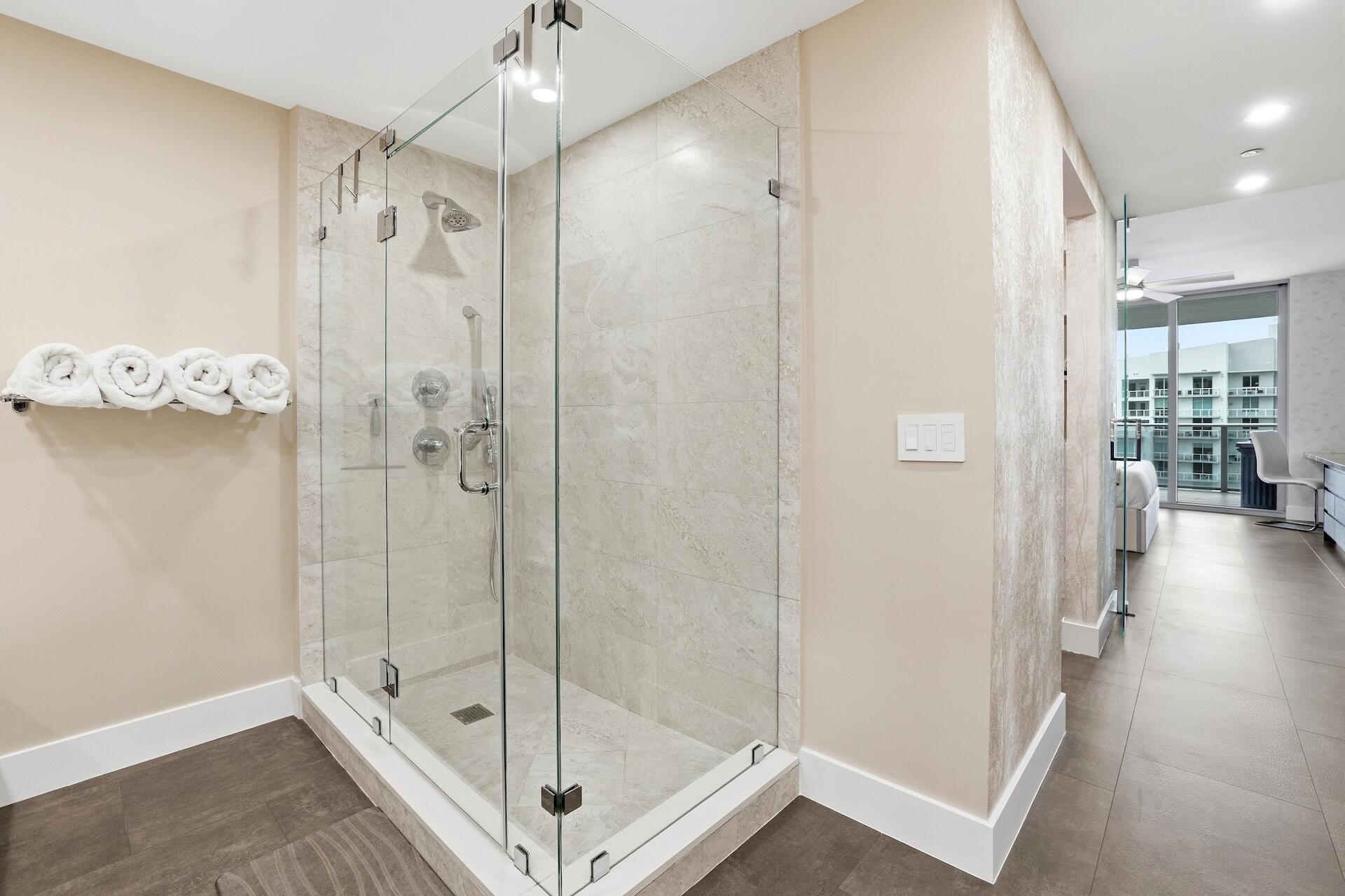 488 NE 18th Street 5009