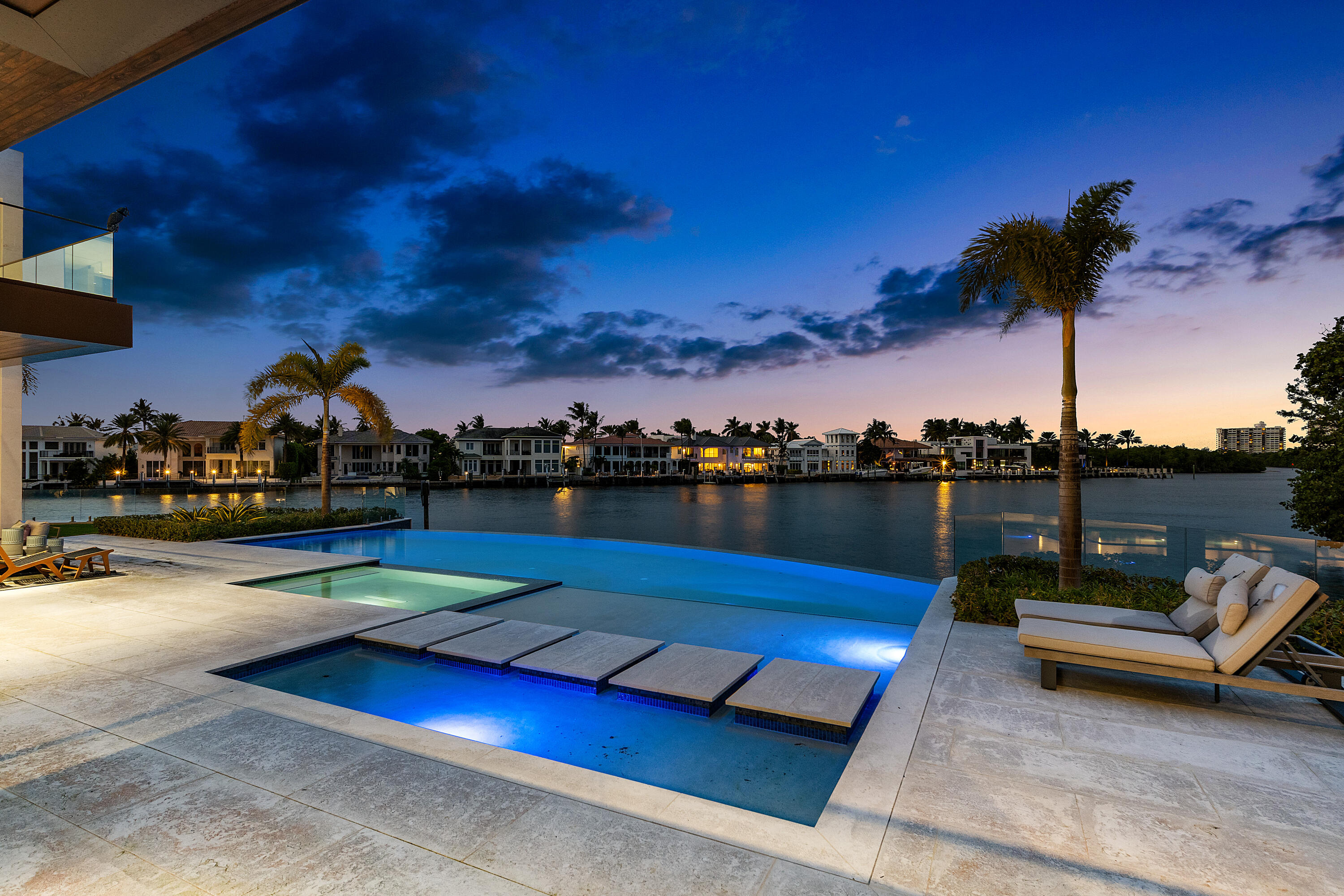 829 ORCHID Drive