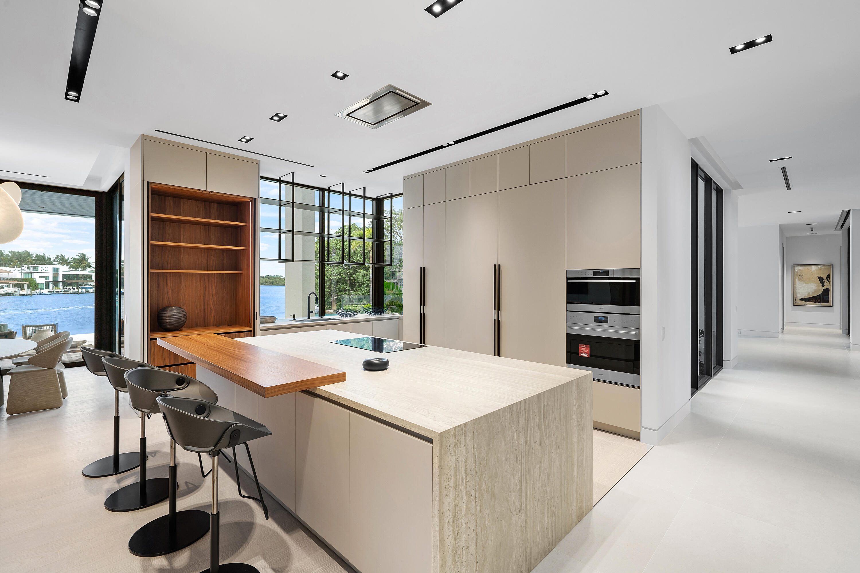 829 ORCHID Drive