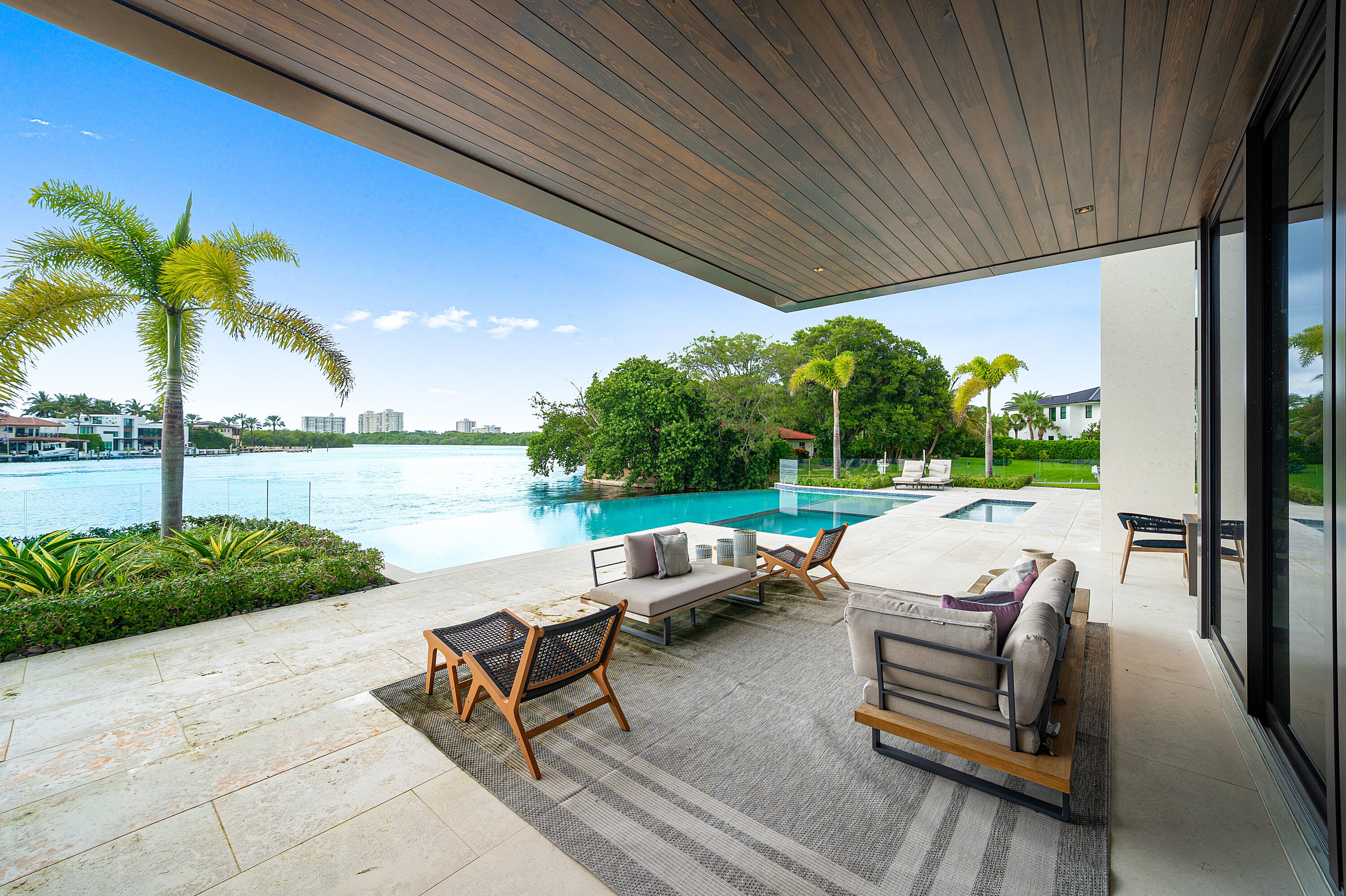 829 ORCHID Drive